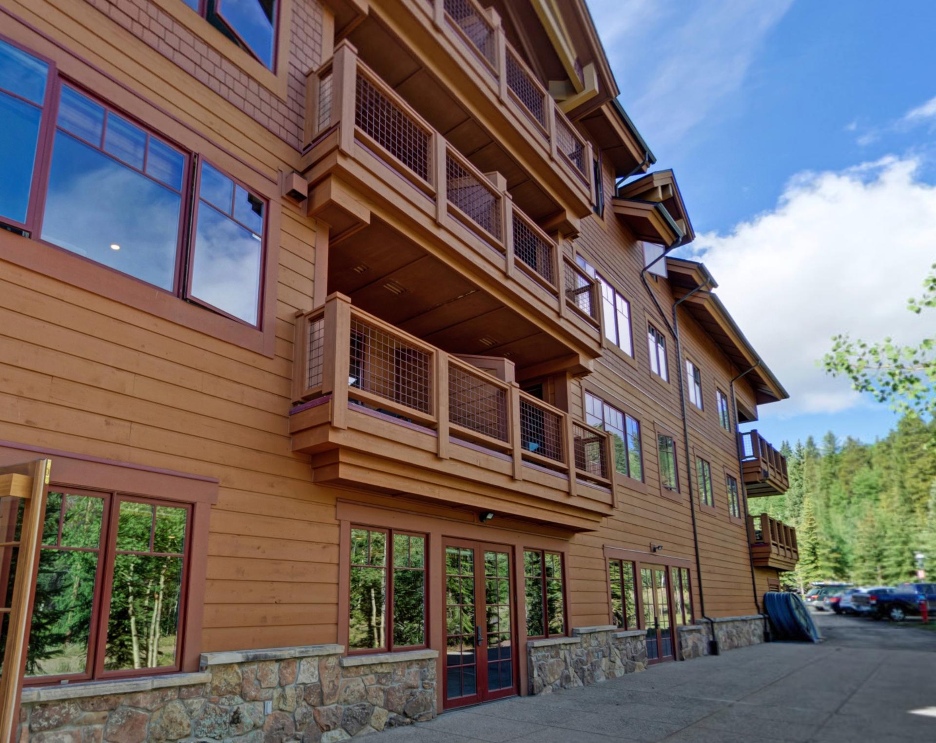Peaks Ballroom at Mountain Thunder Lodge