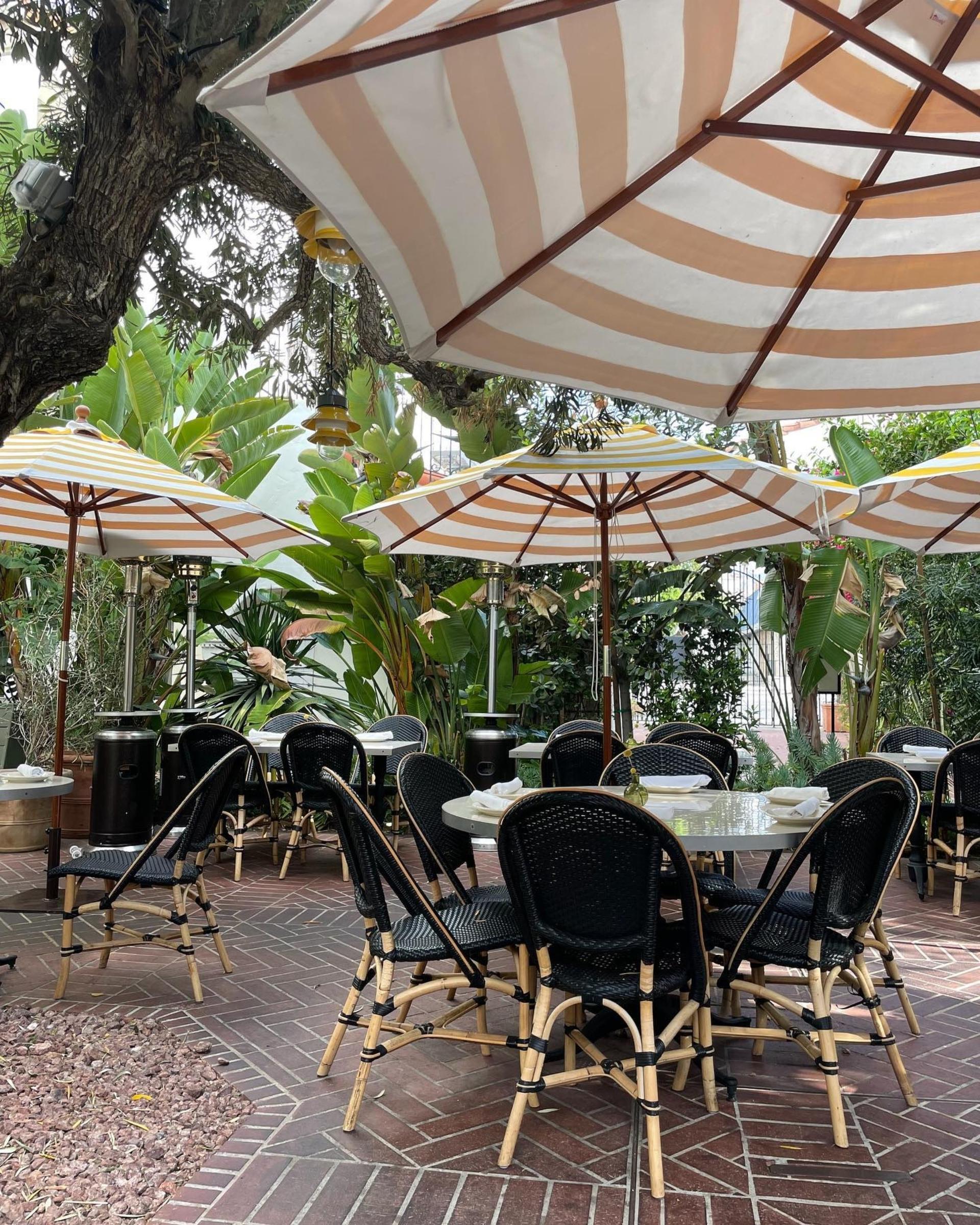 Hollywood Patio