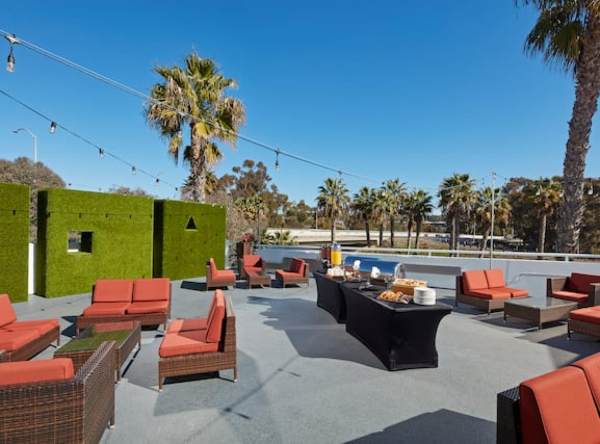 Longboard Rooftop Bar