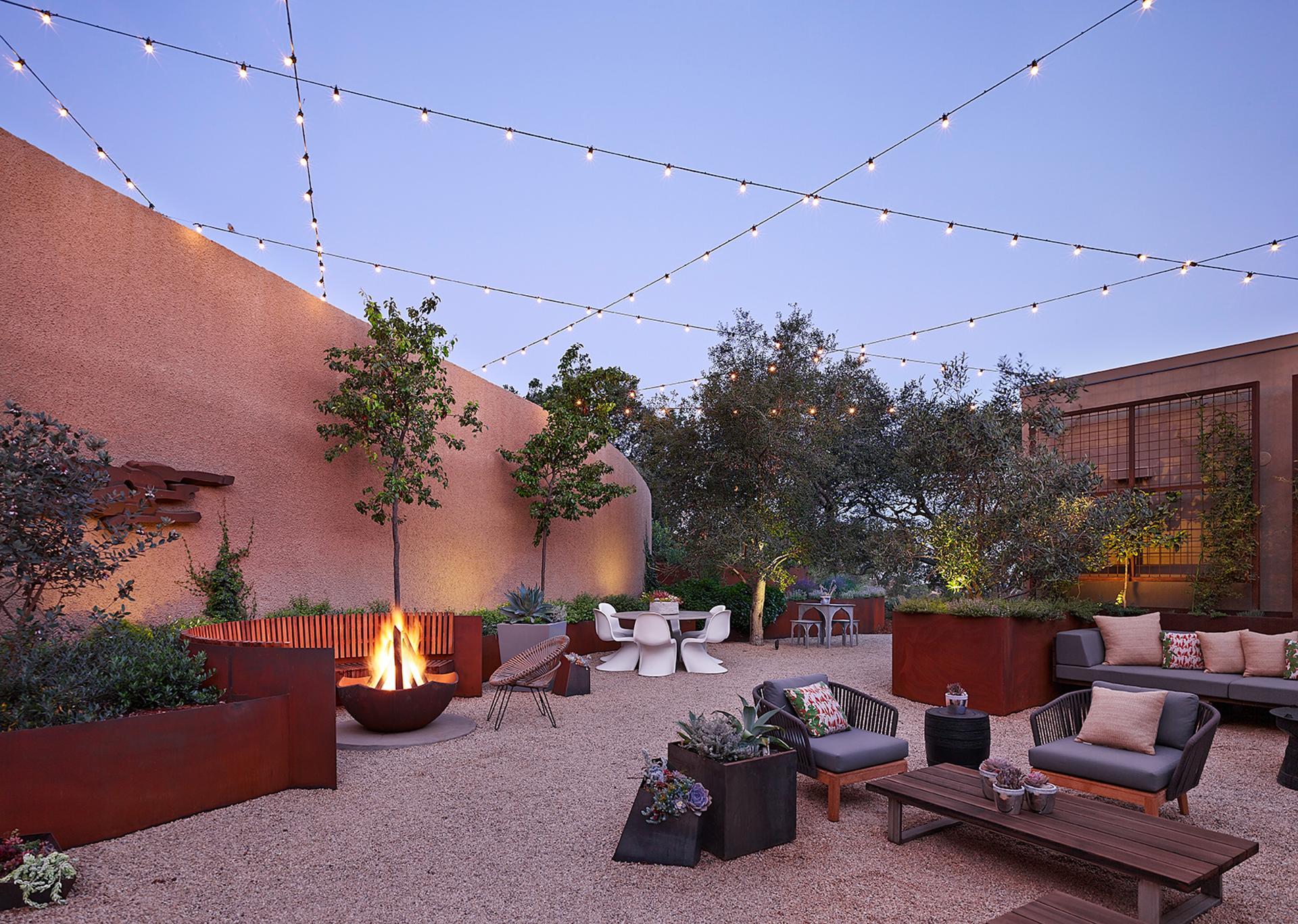 The Garden Lounge