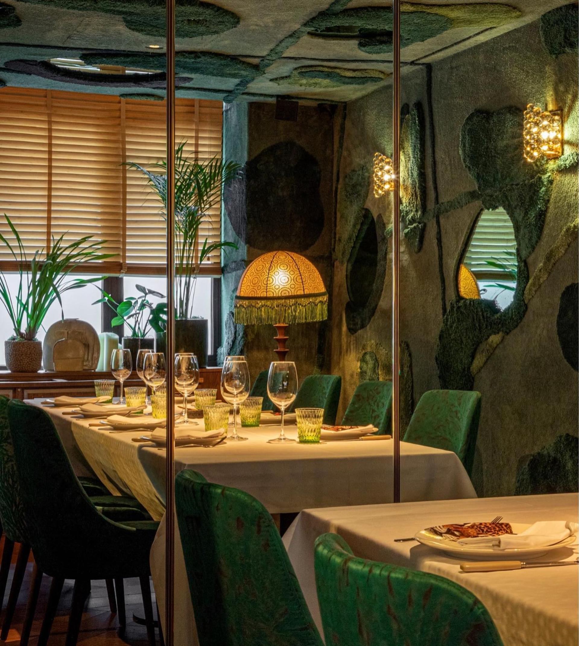 Private Dining Room 1