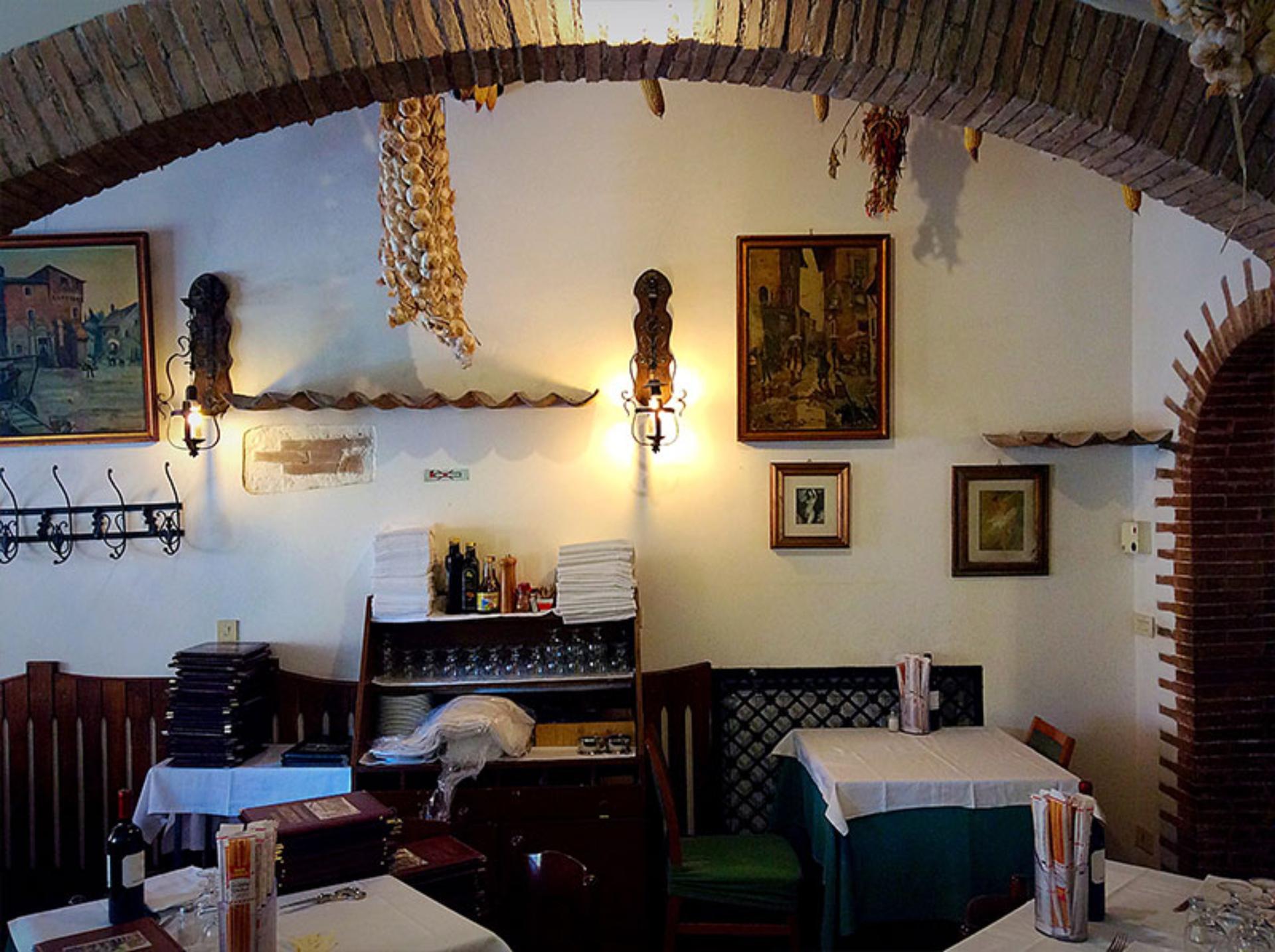 Portico Room