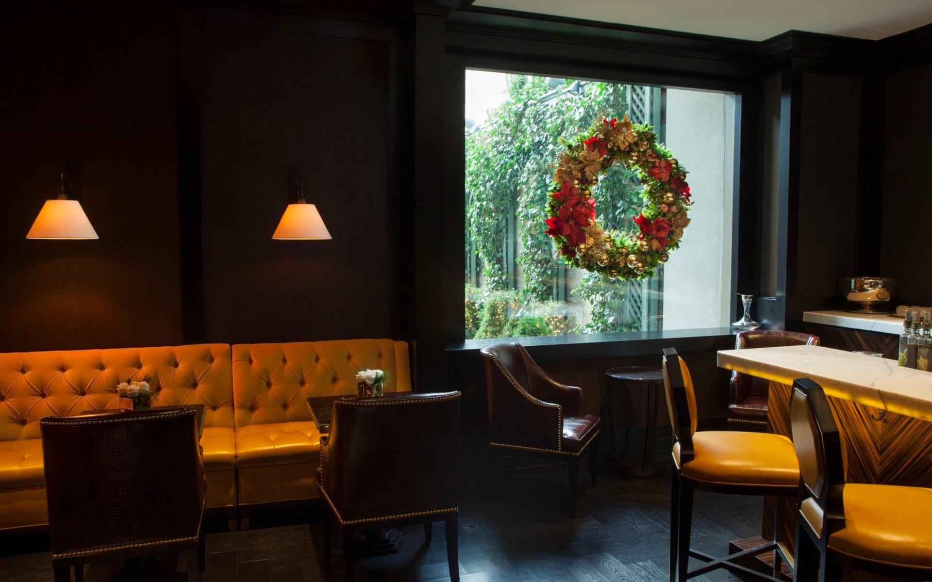 Main Bar