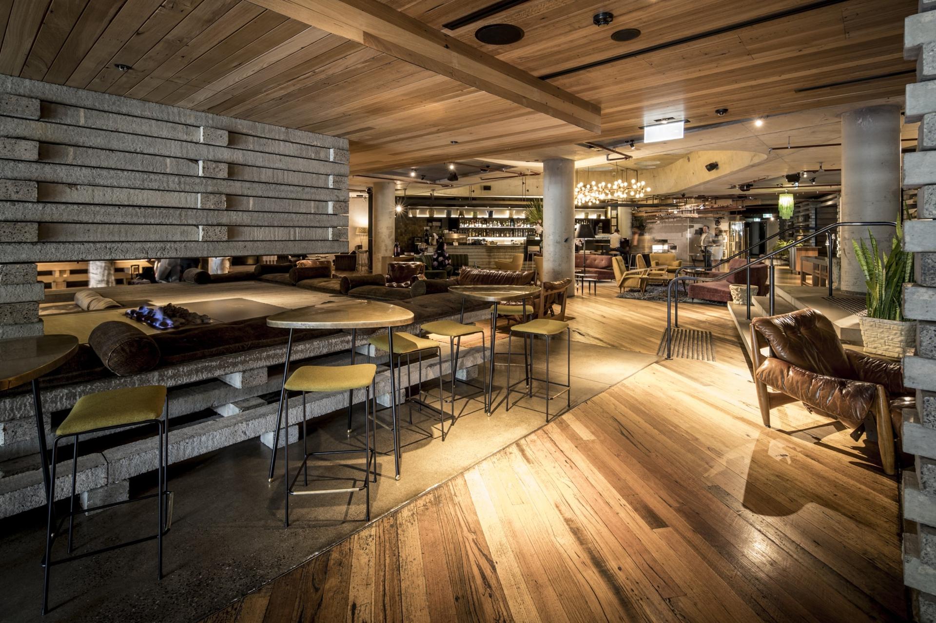 Mosaic Lounge