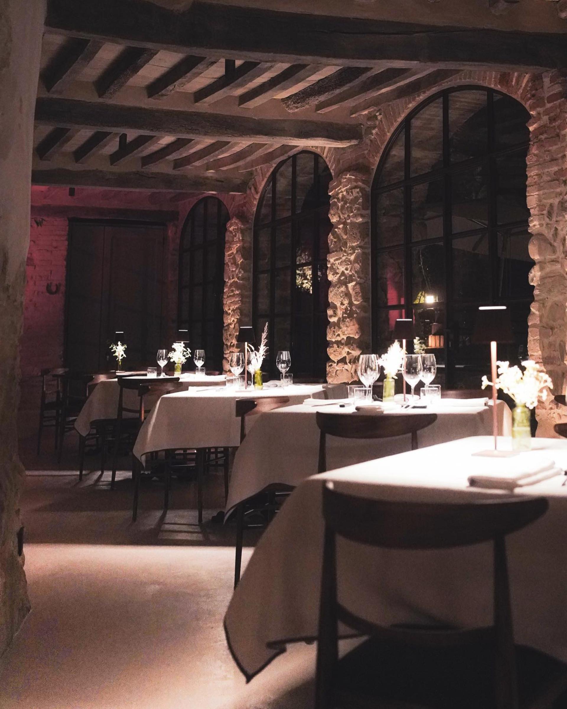 Restaurant Inside