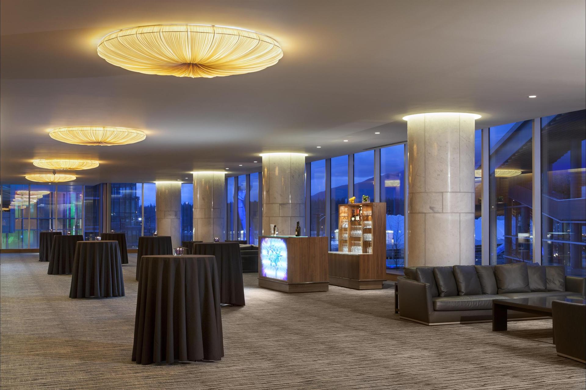 Star Sapphire Foyer