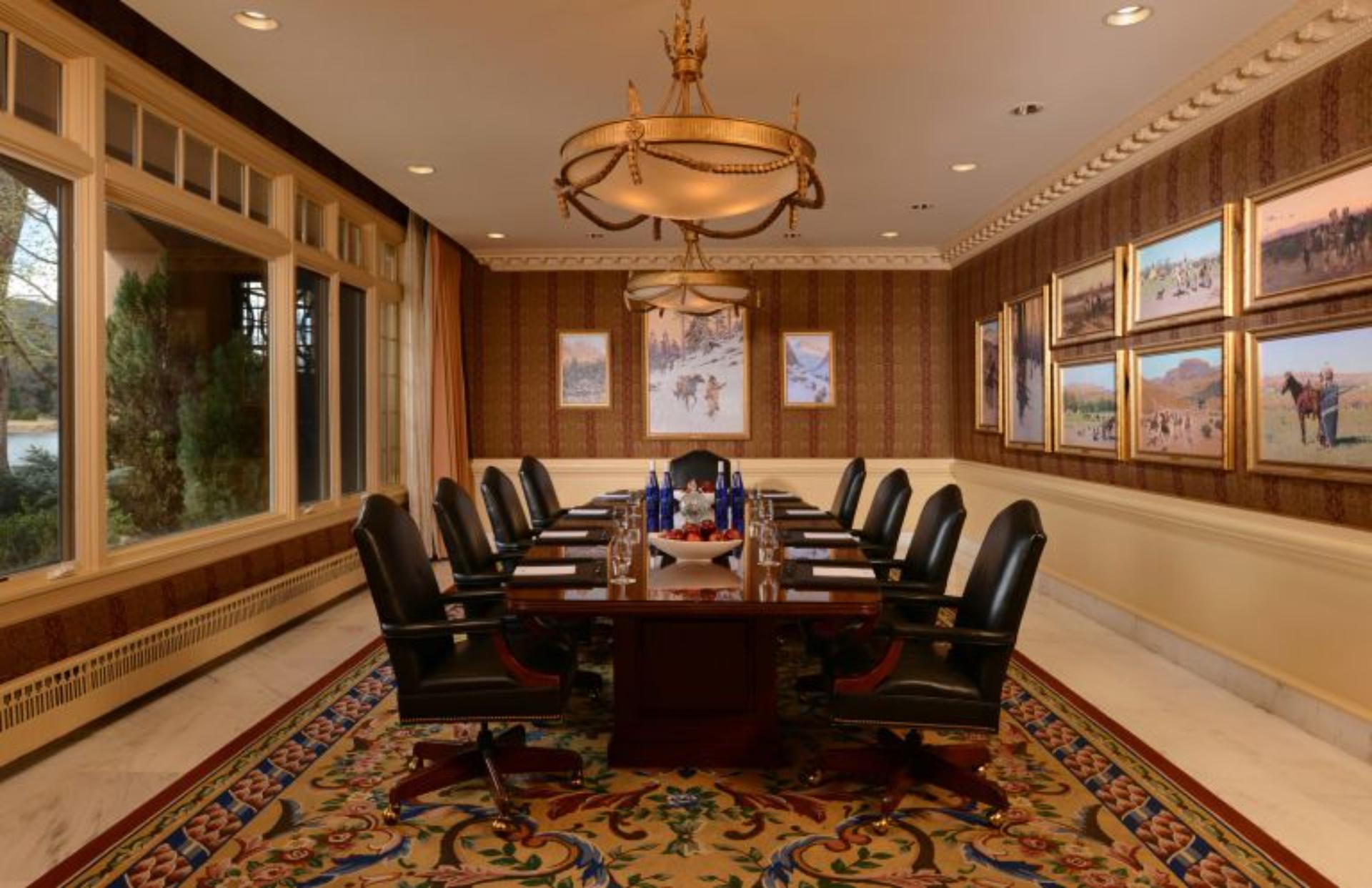 Farny Boardroom