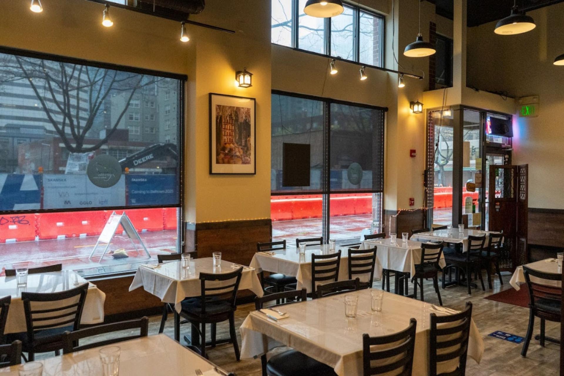 10 Incredible Indian Restaurants In Seattle For Exploring The Flavors Of India