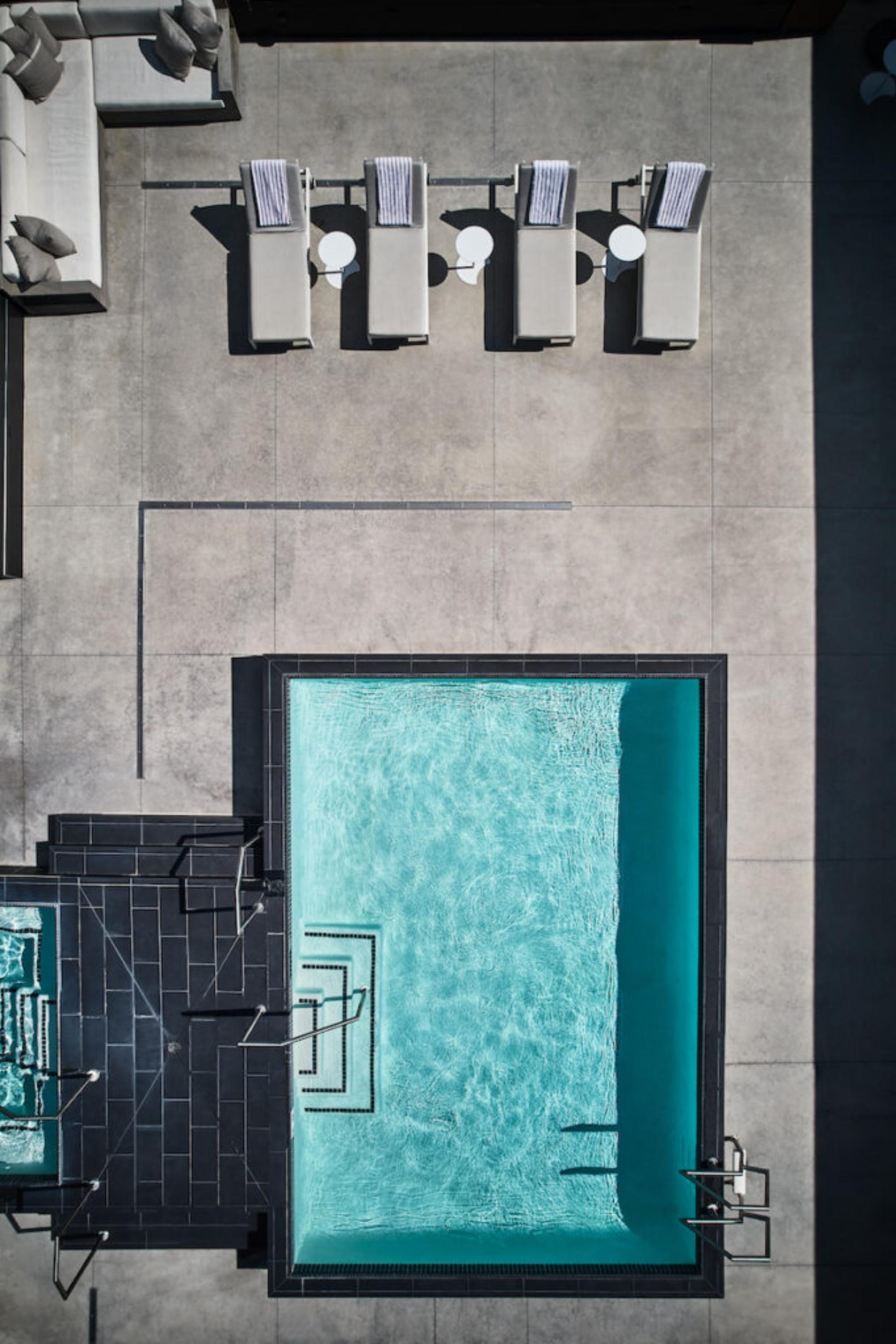Rooftop Pool Deck	