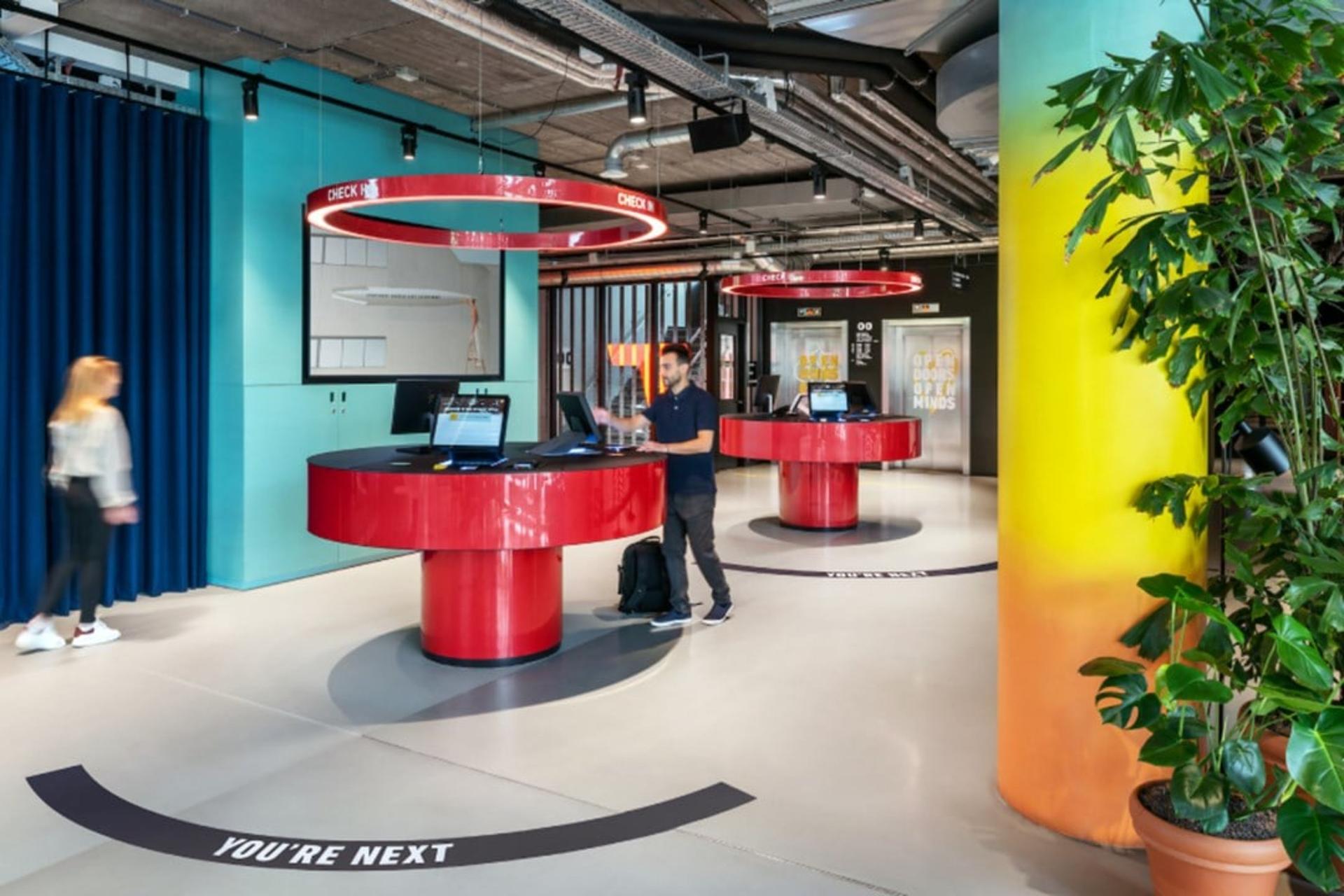 Flexible Lobby Space