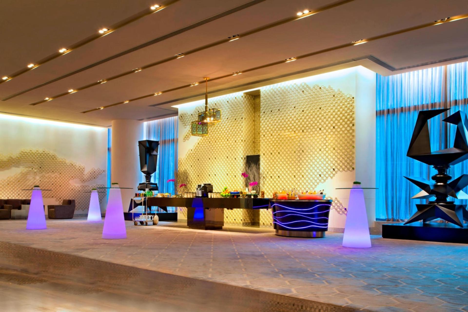 Great Room Foyer	