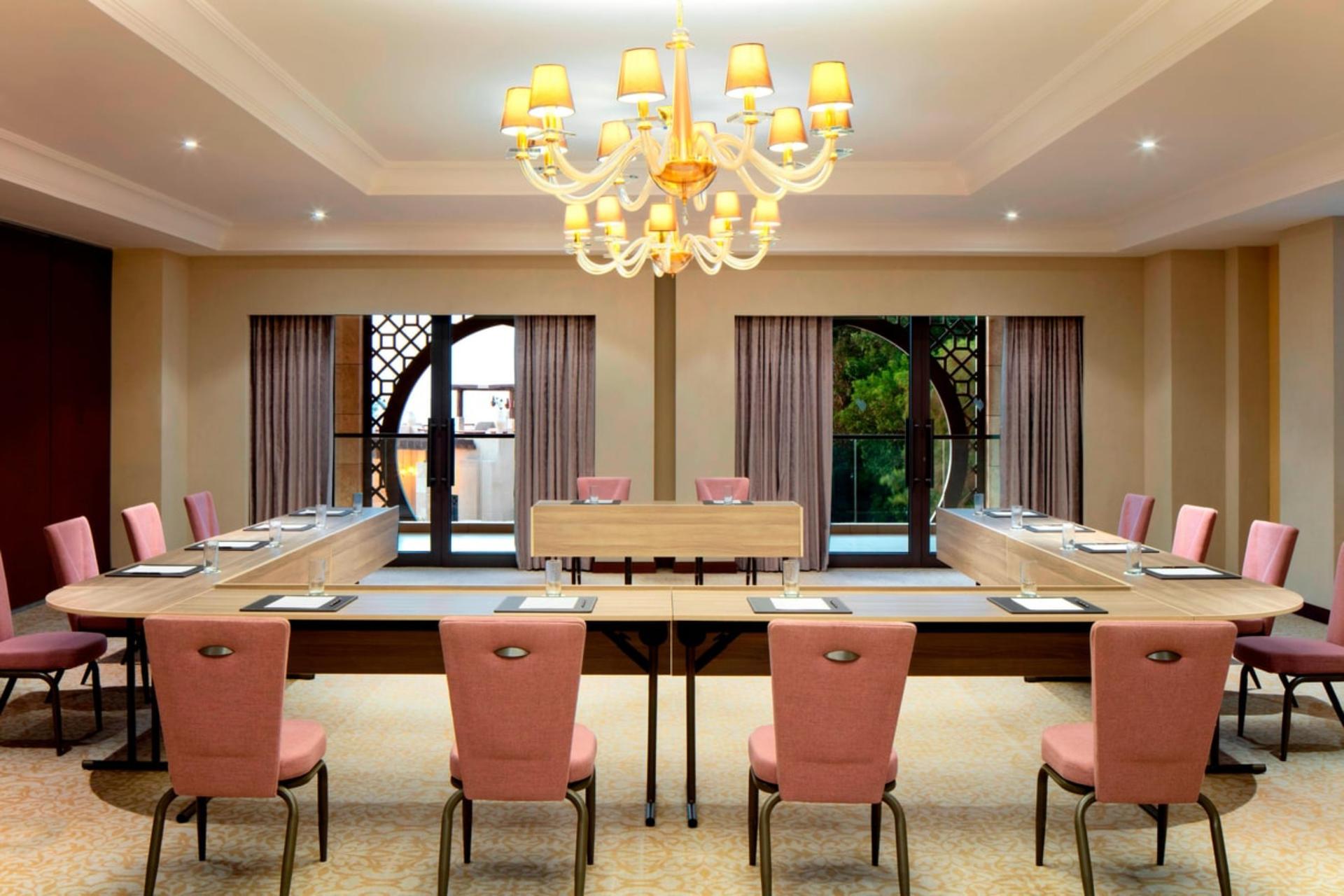 Majlis 4	
