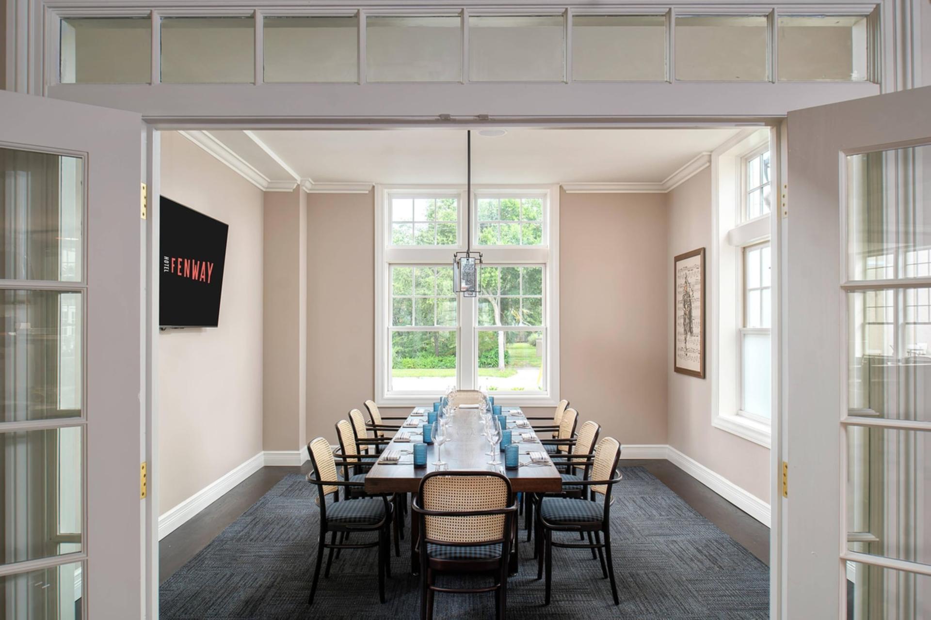 Bowles Room	