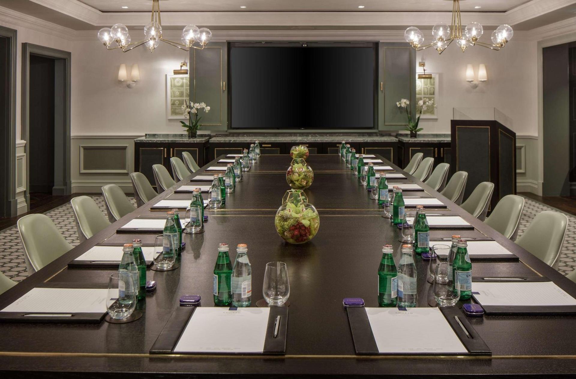 Executive Boardroom 1