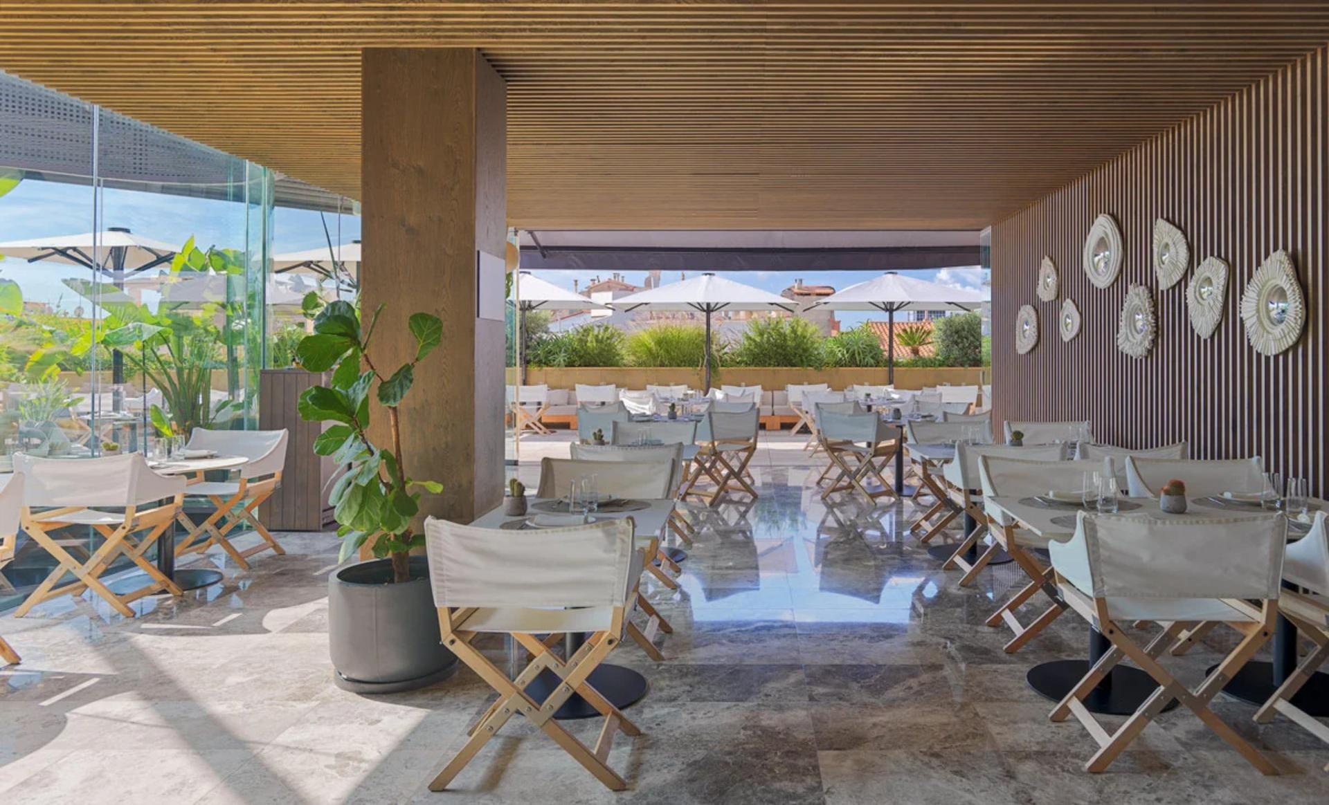 Mood Rooftop Bar