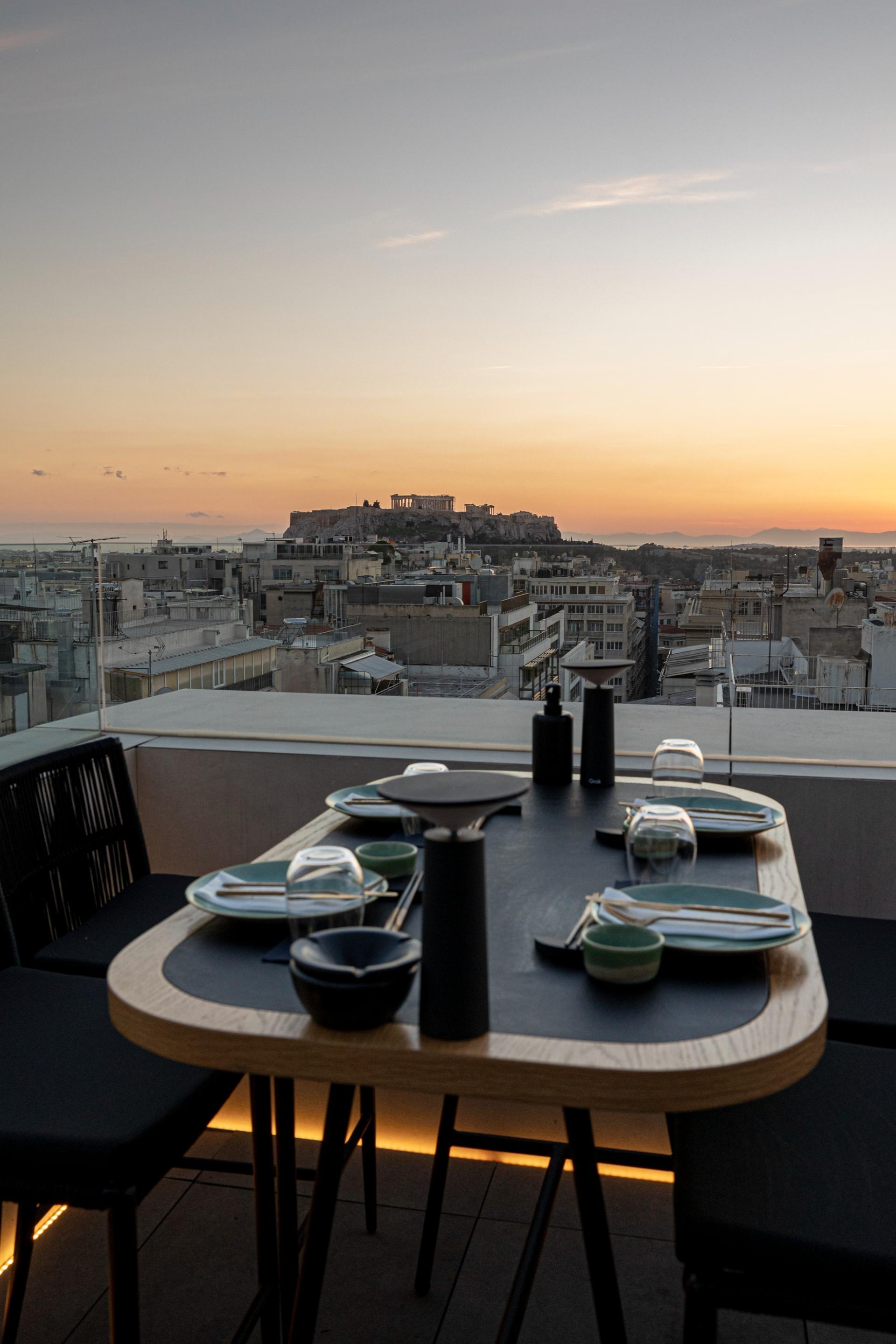 NYX rooftop Bar & Restaurant 