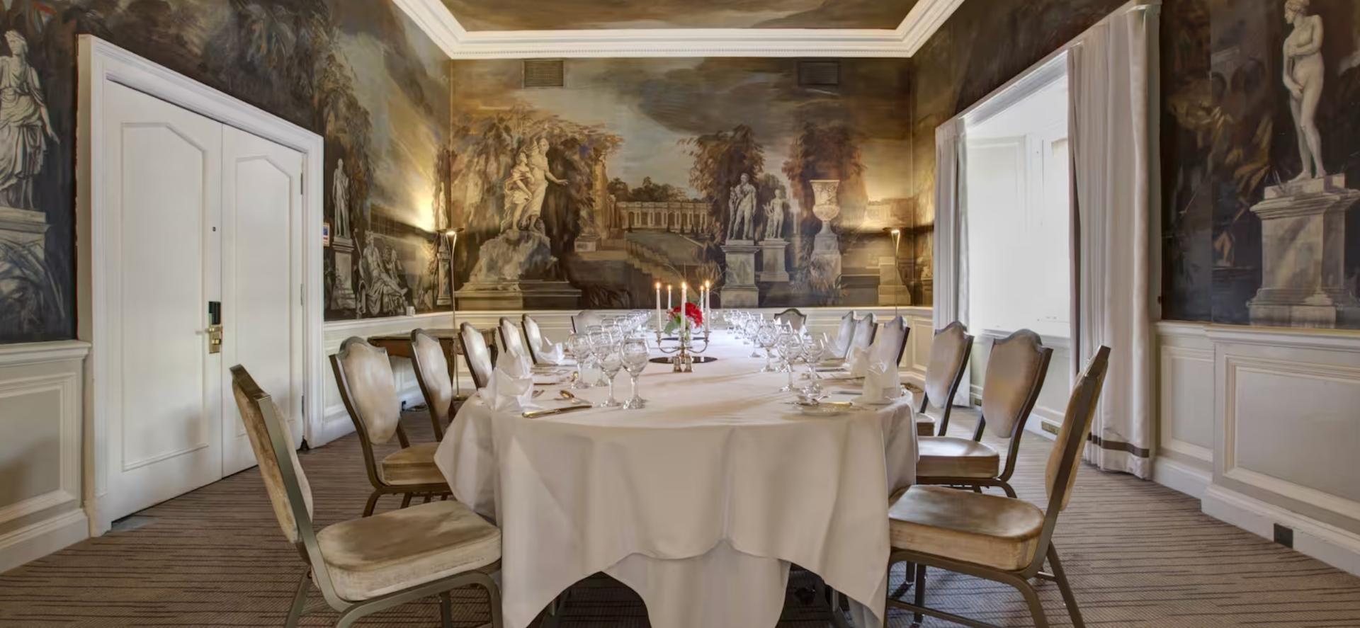 Versailles Suite