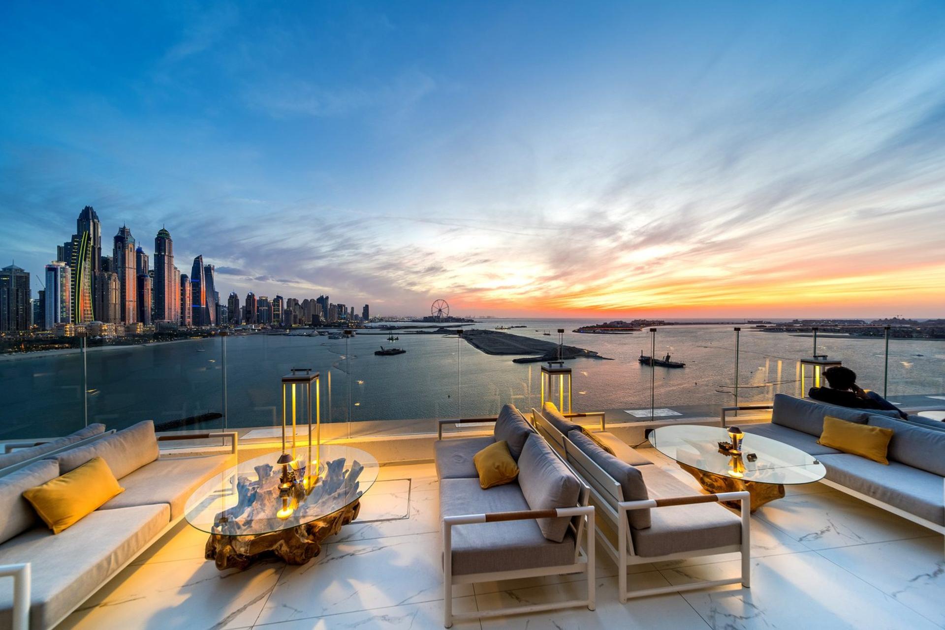 Outdoor Lounge Area