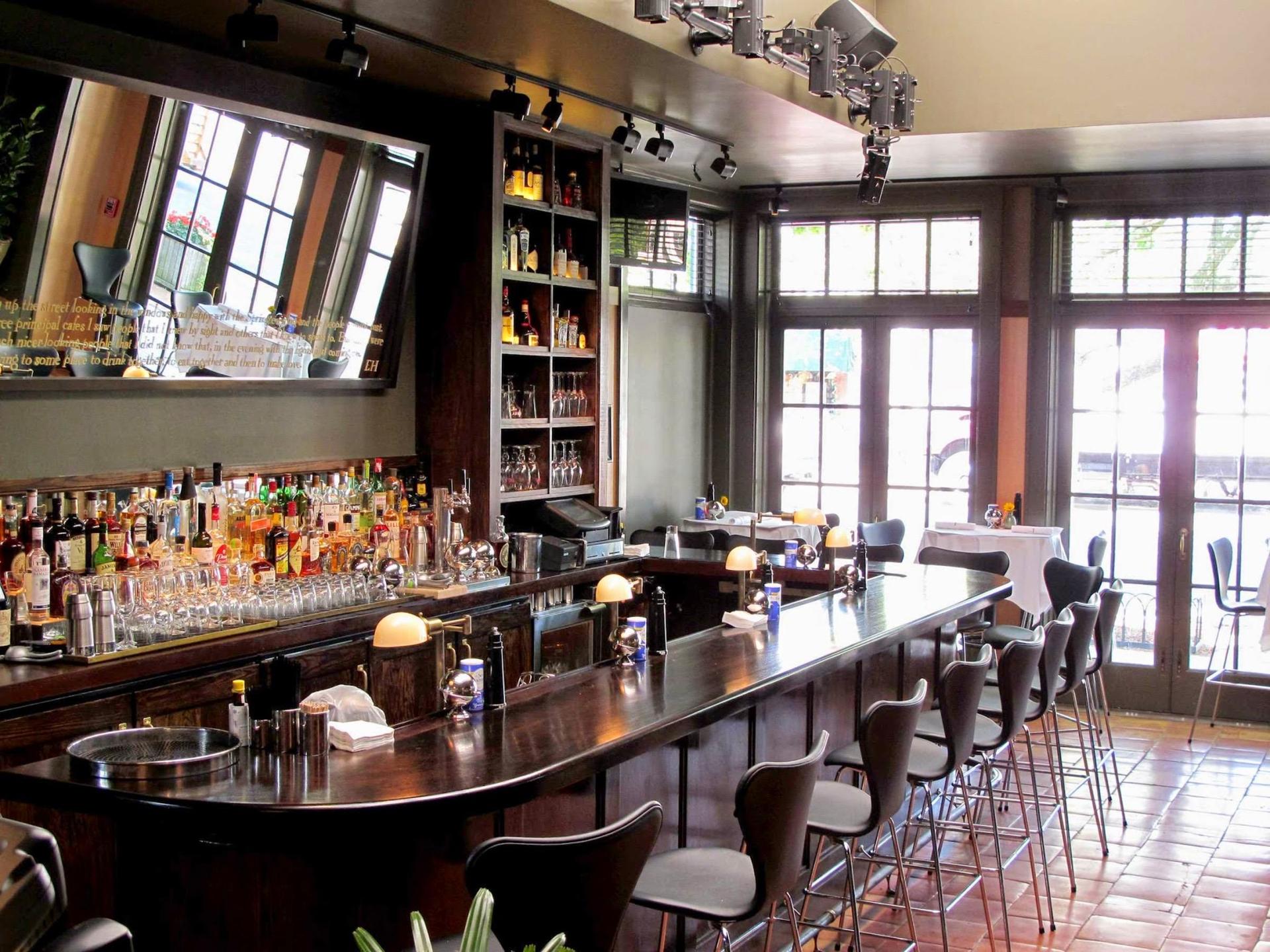 Main Bar and Dining Area 