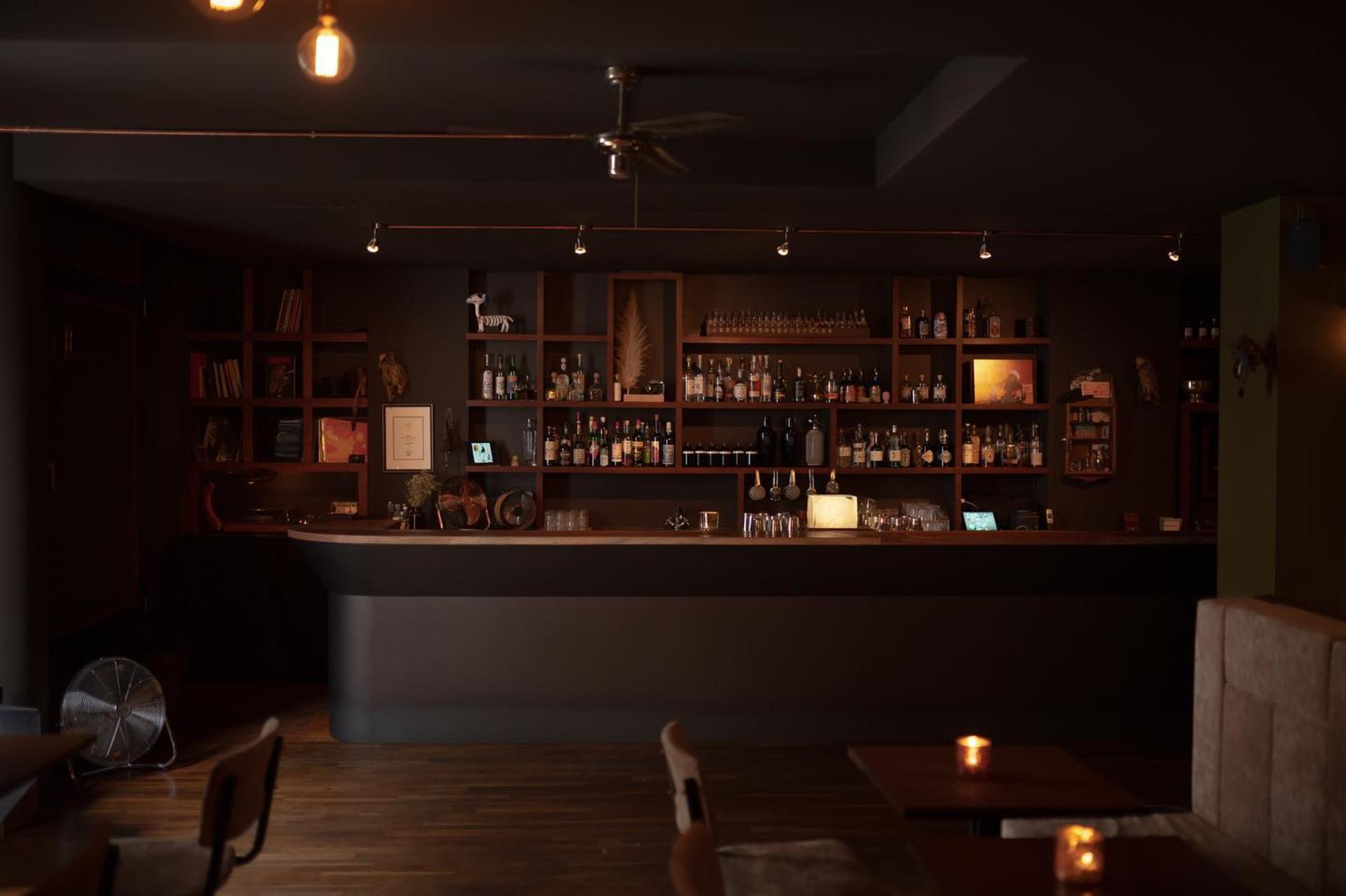 Main Bar & Dining Area