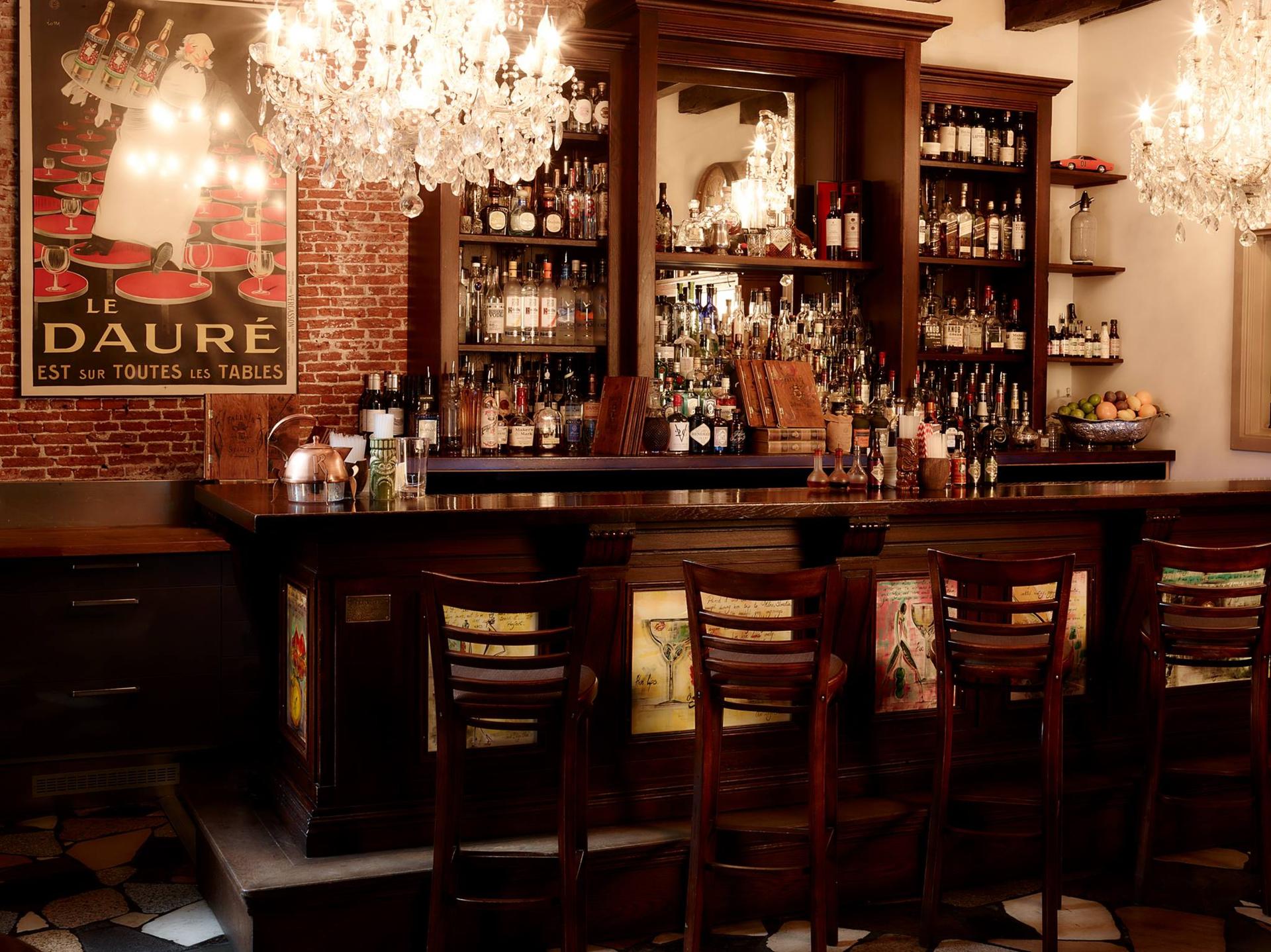 Main Bar & Dining Area
