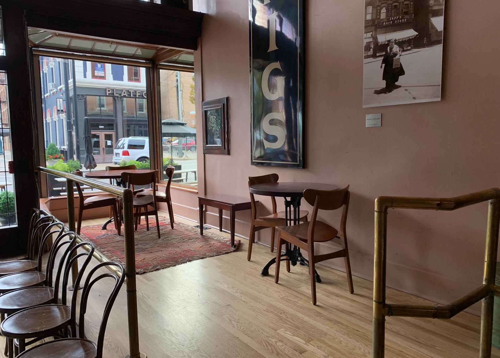 Front Bar