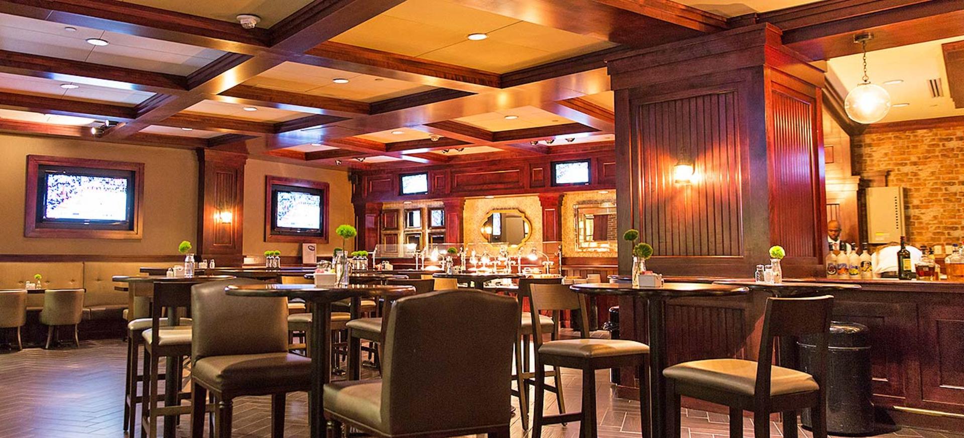Courtside Pub