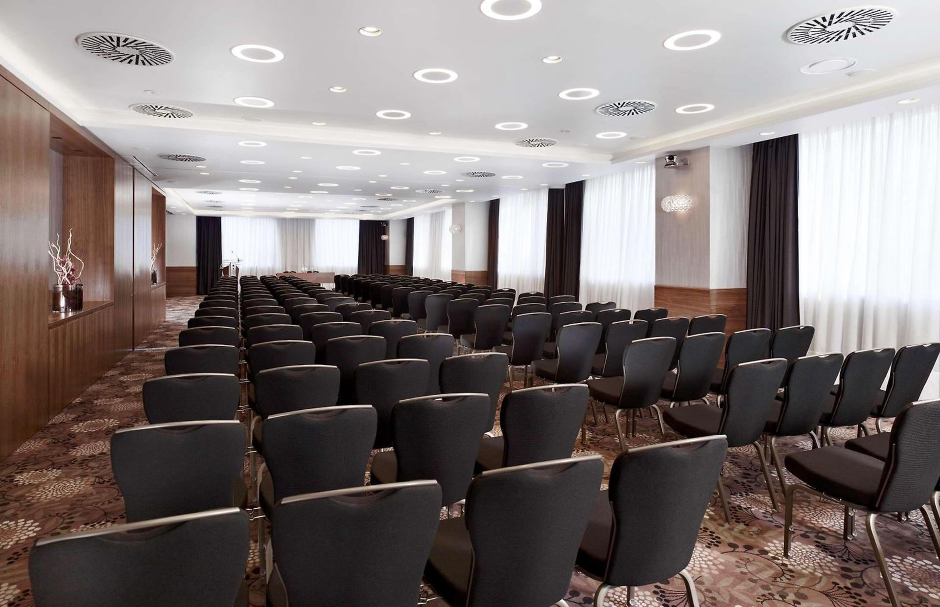 Olive Meeting Room II + III