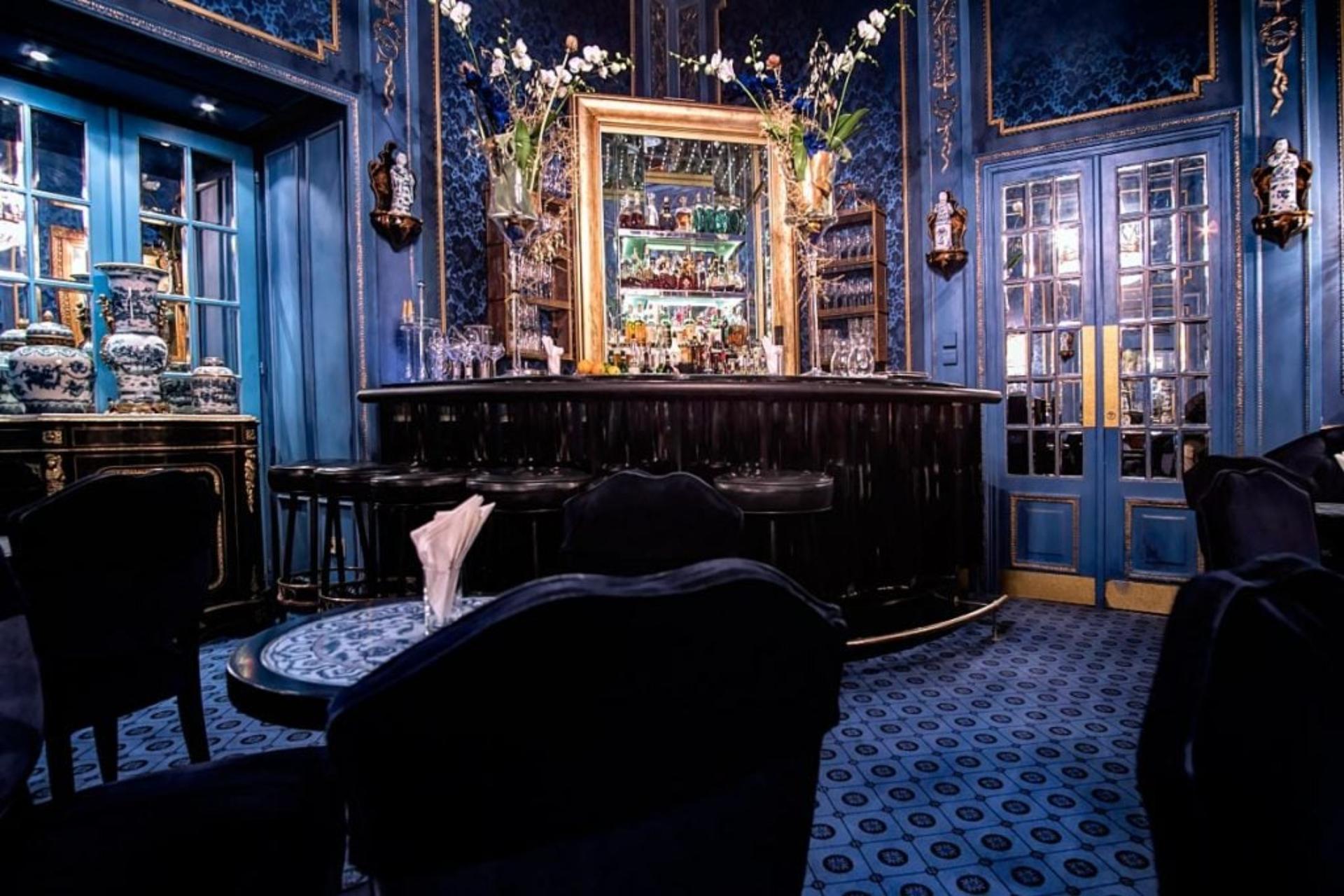 Full Buyout of Blaue Bar