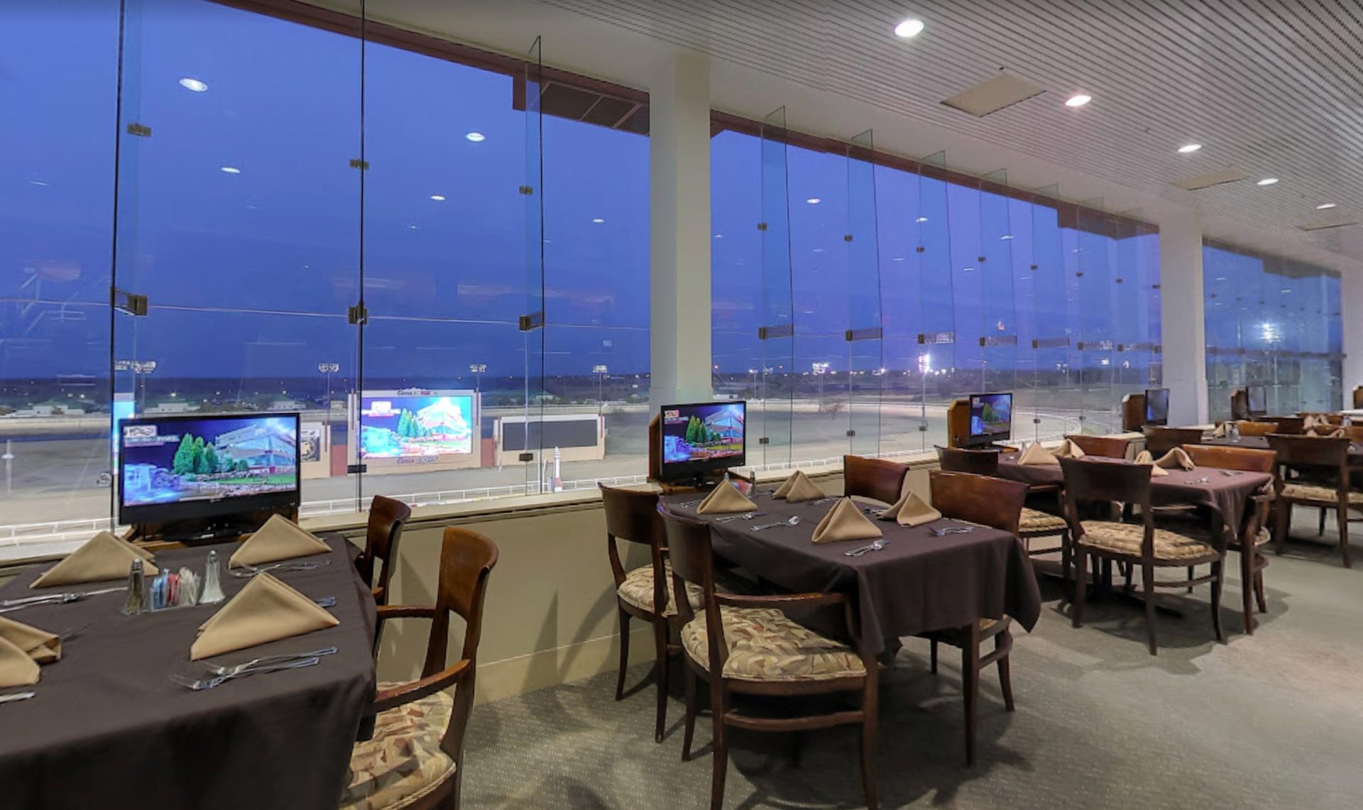 Silks Dining Room 