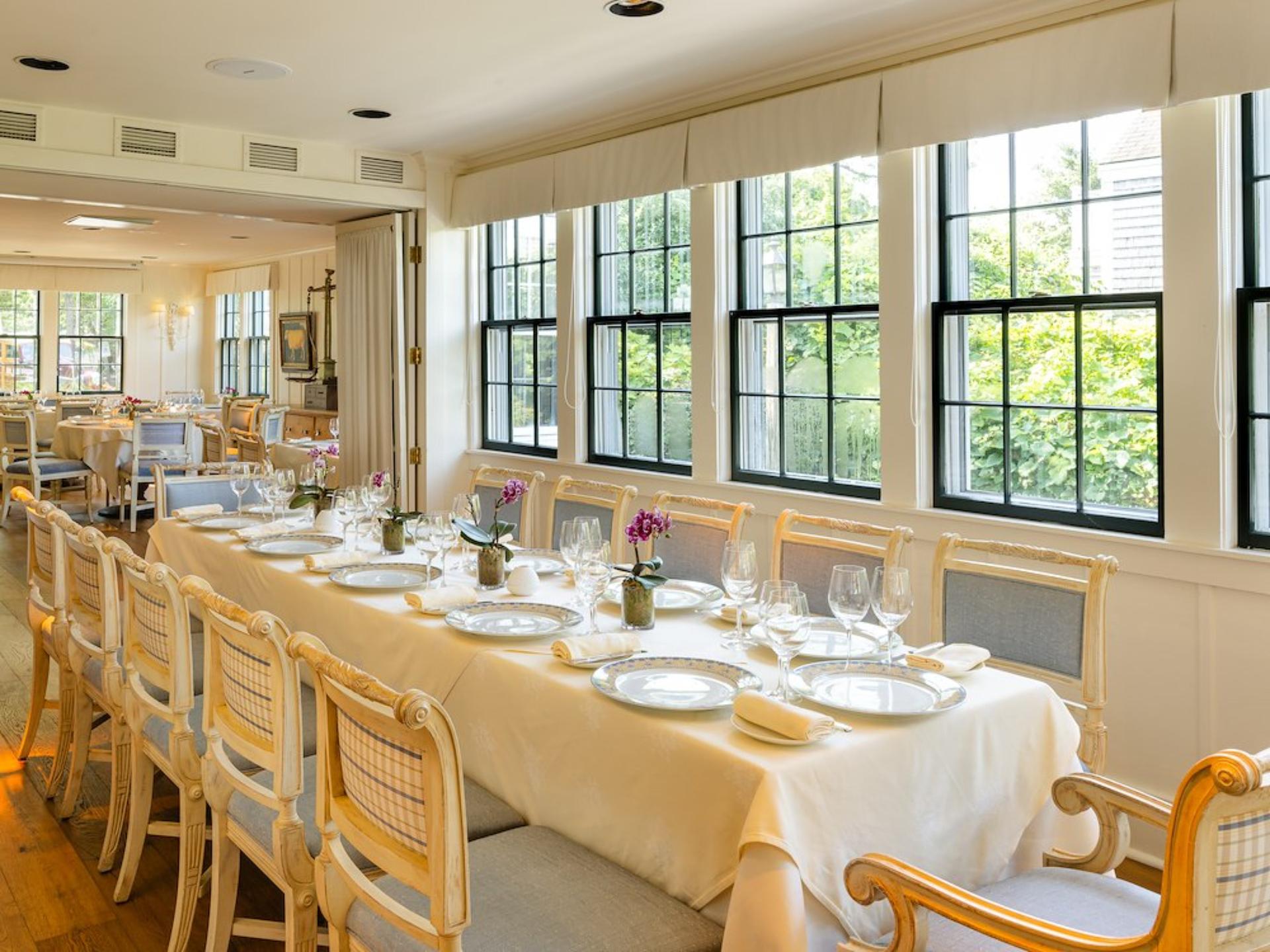 The Wauwinet Sunroom