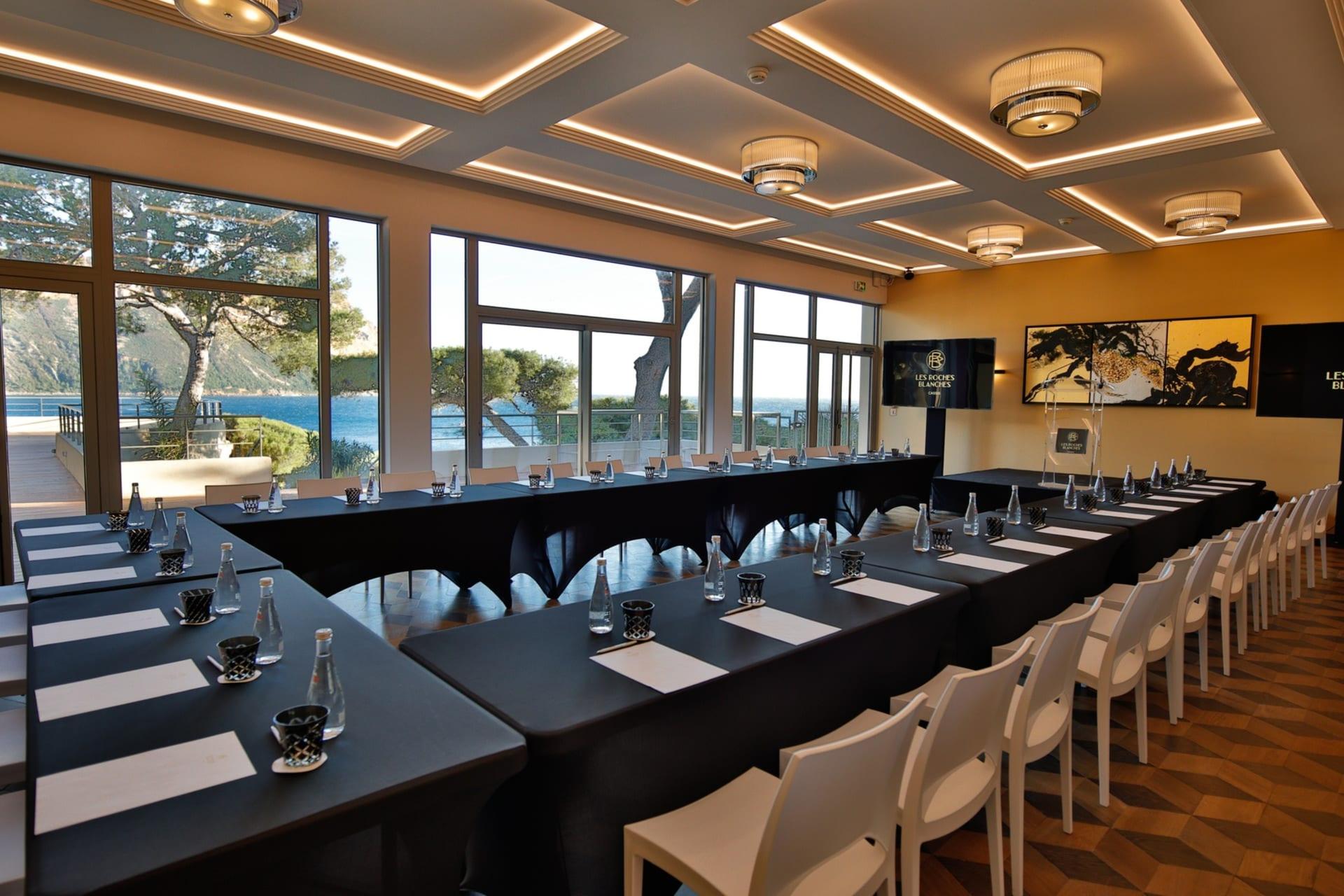 The Canaille Salon