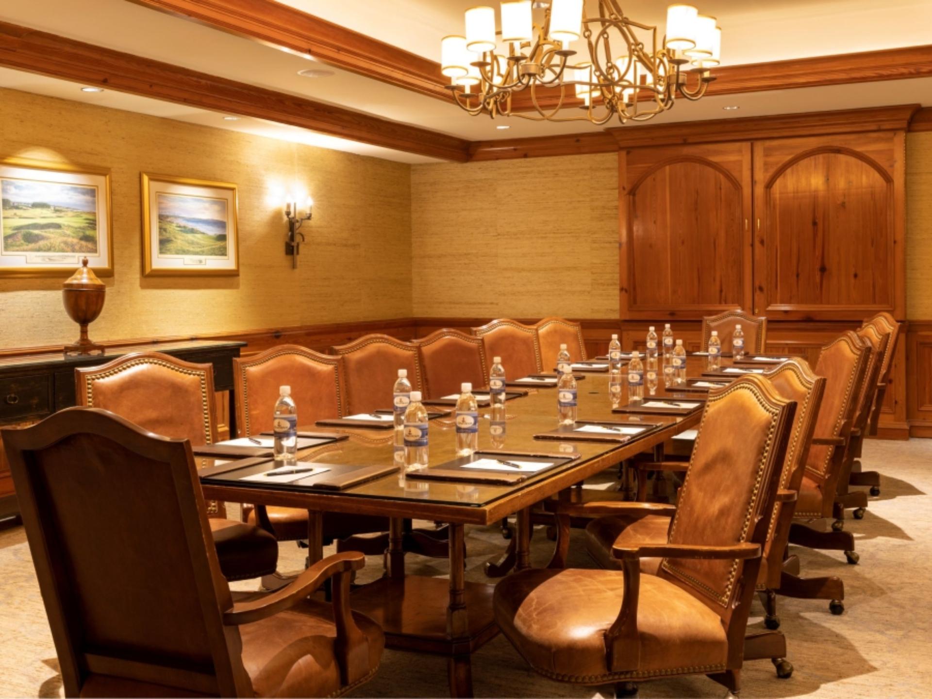 Davis Love III Boardroom