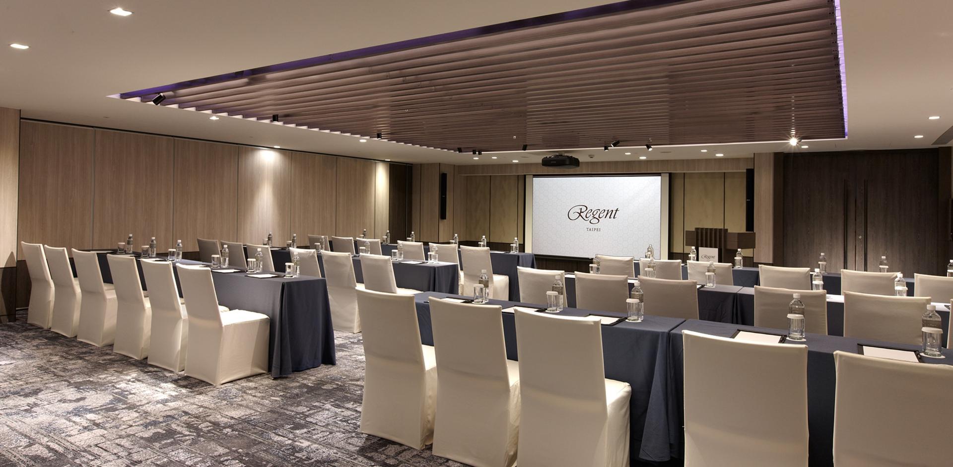 Junior Ballroom (VIP Rooms 5,6,7,8,9,10)