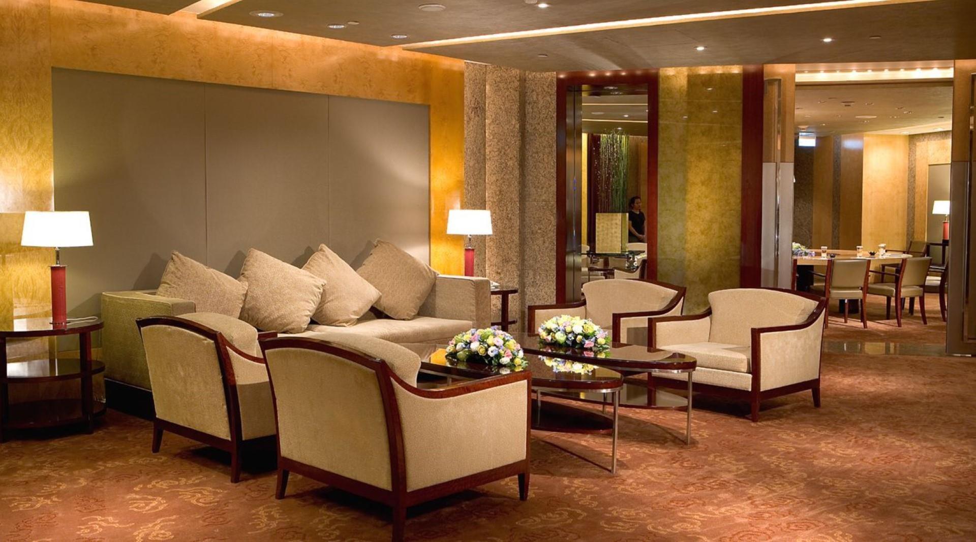 Platinum Suite