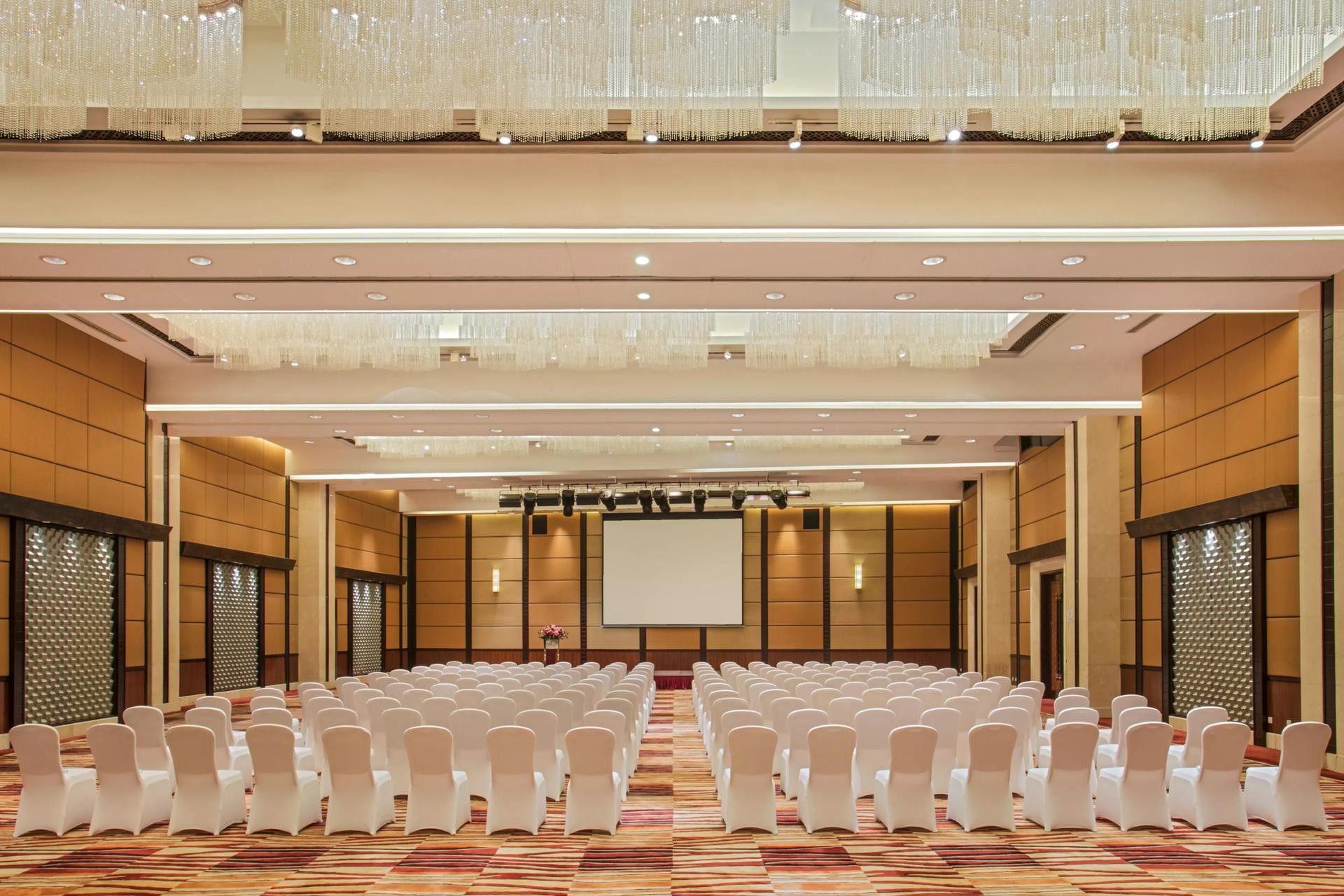 Lincoln Grand Ballroom