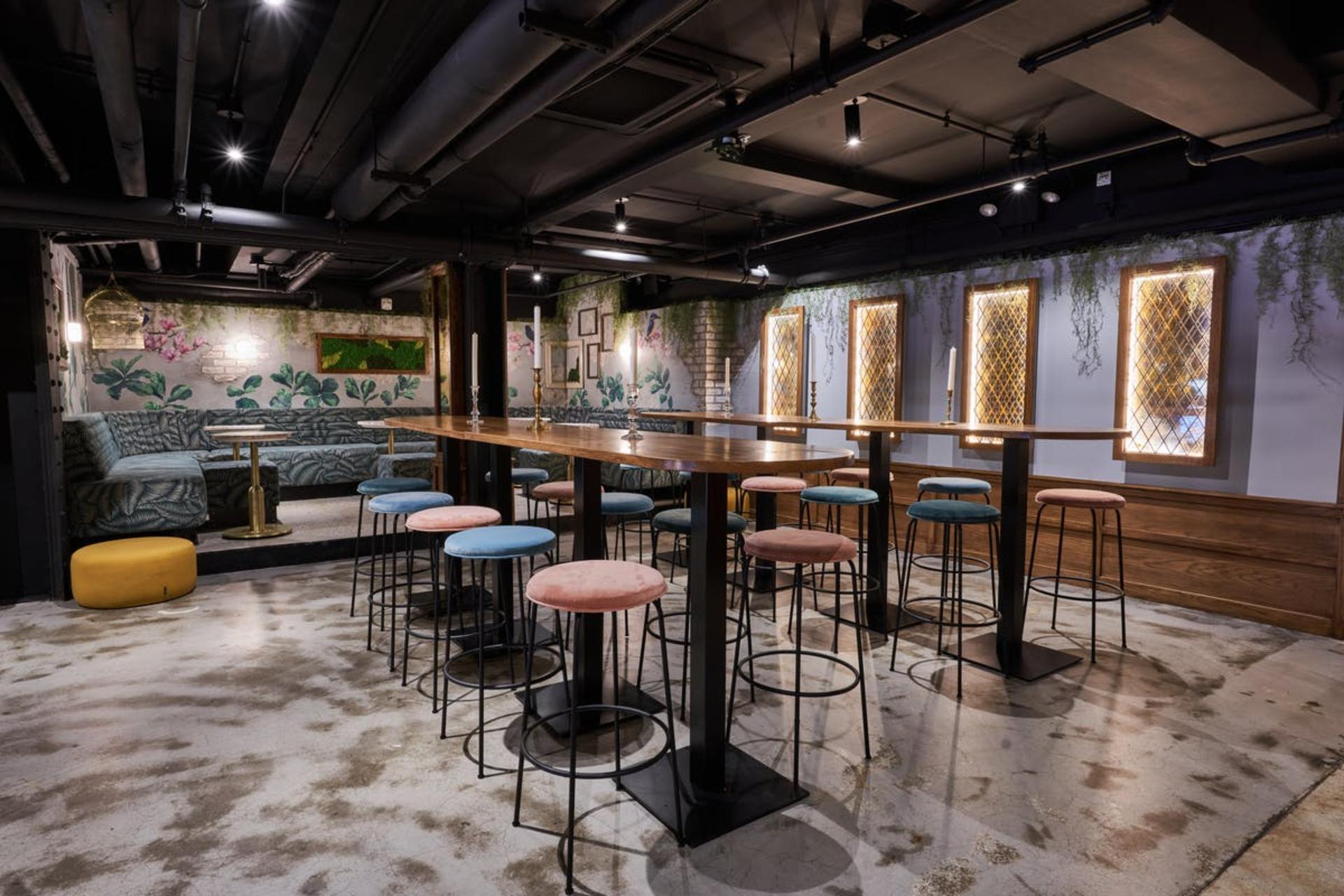 Mezzanine Bar