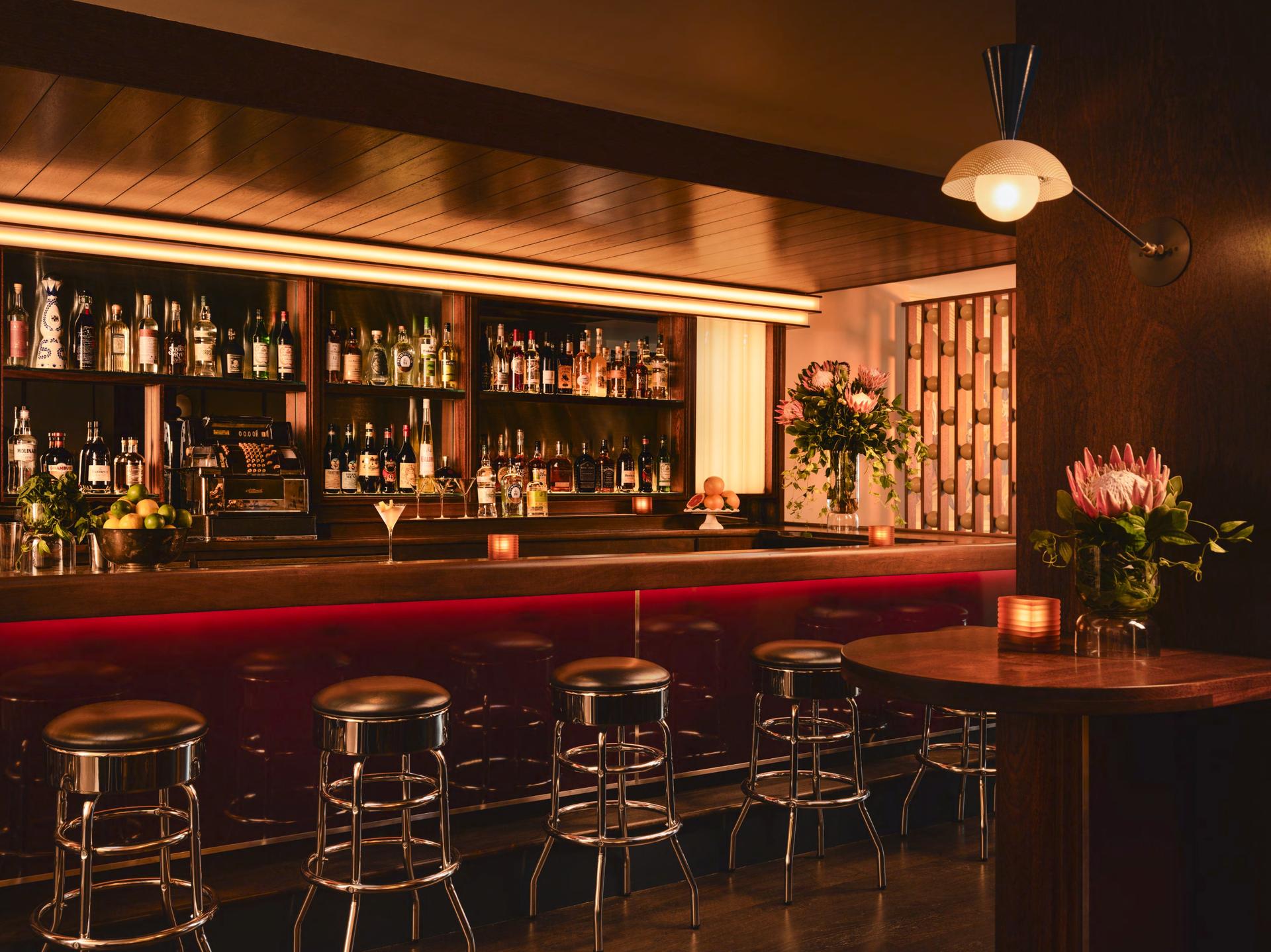 Full Buyout of Cecchi's