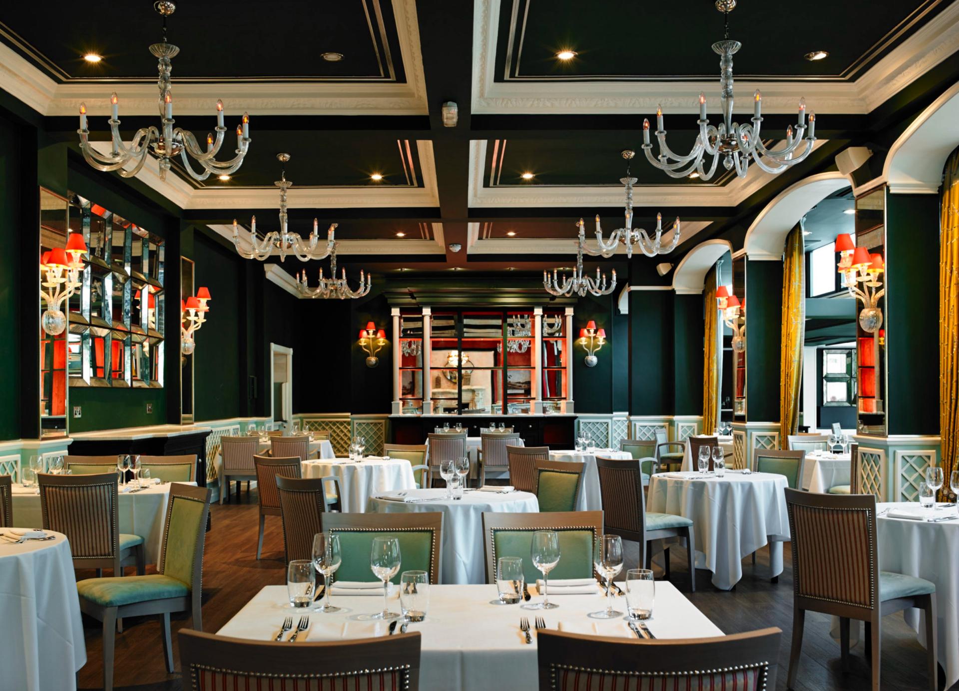 The Garden Restaurant Suite