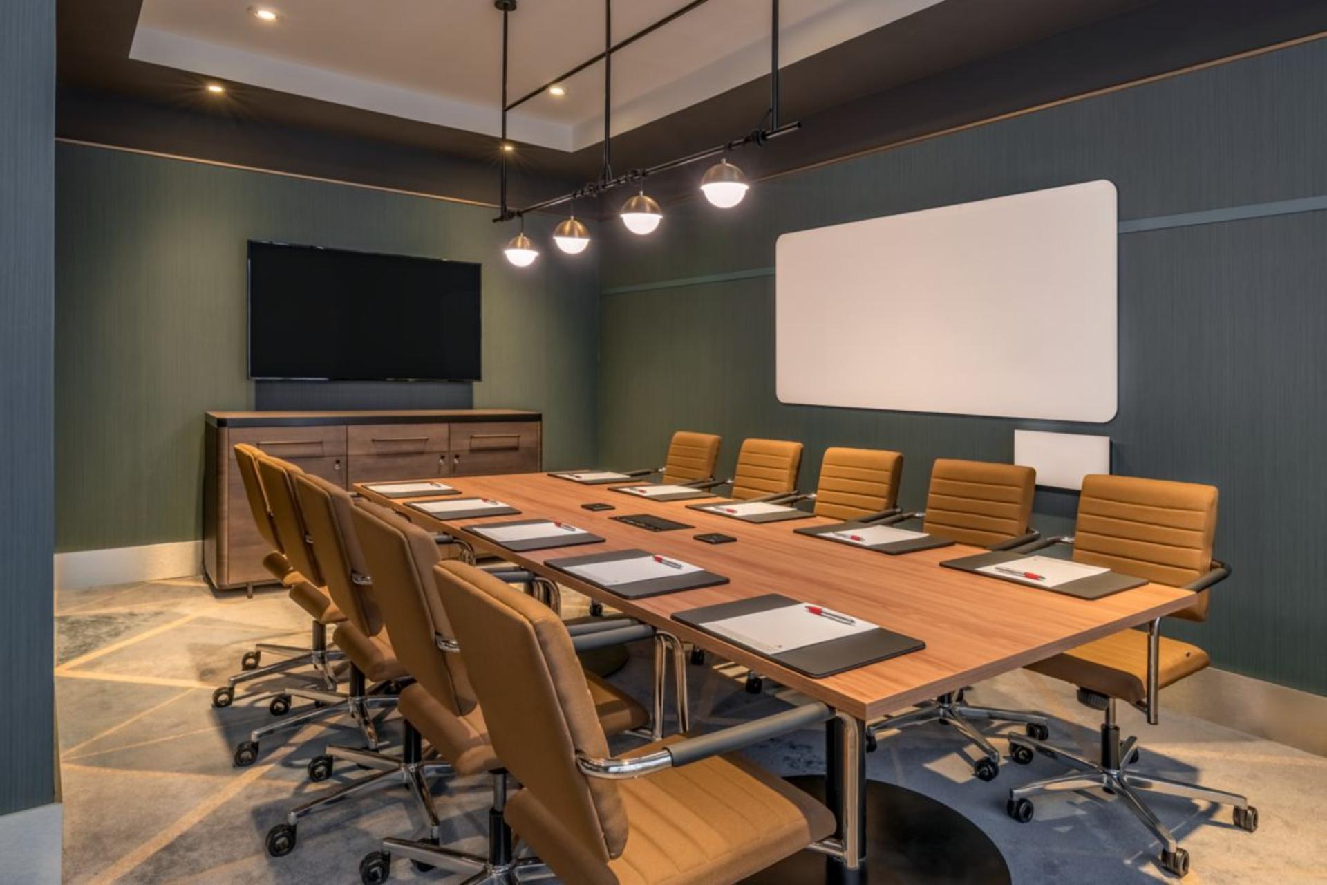 Silver Office