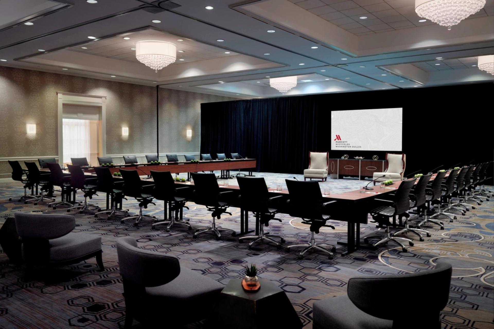 Jeffersonian - Salon 4