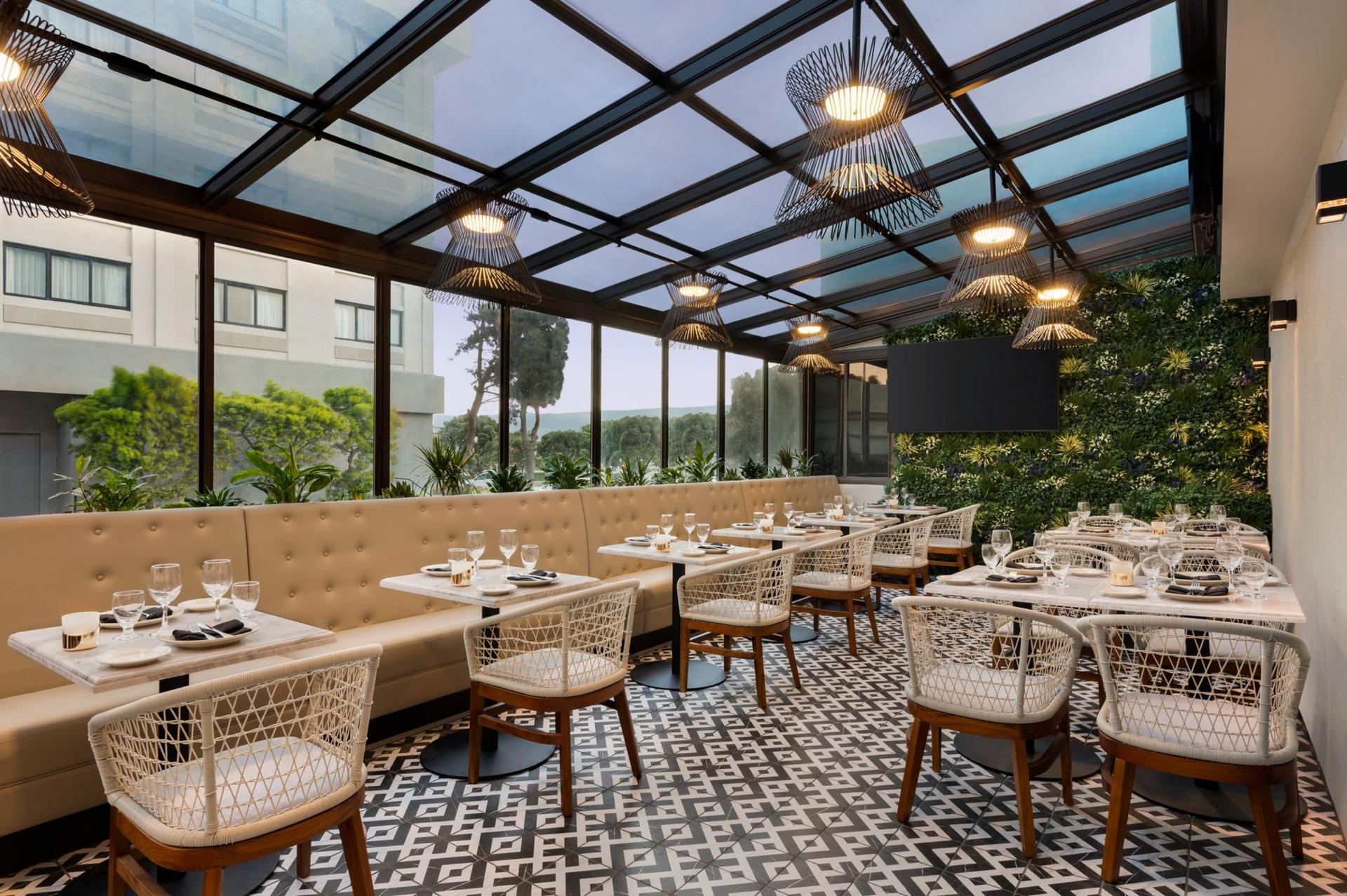 The Landing Restaurant & Bar South Patio