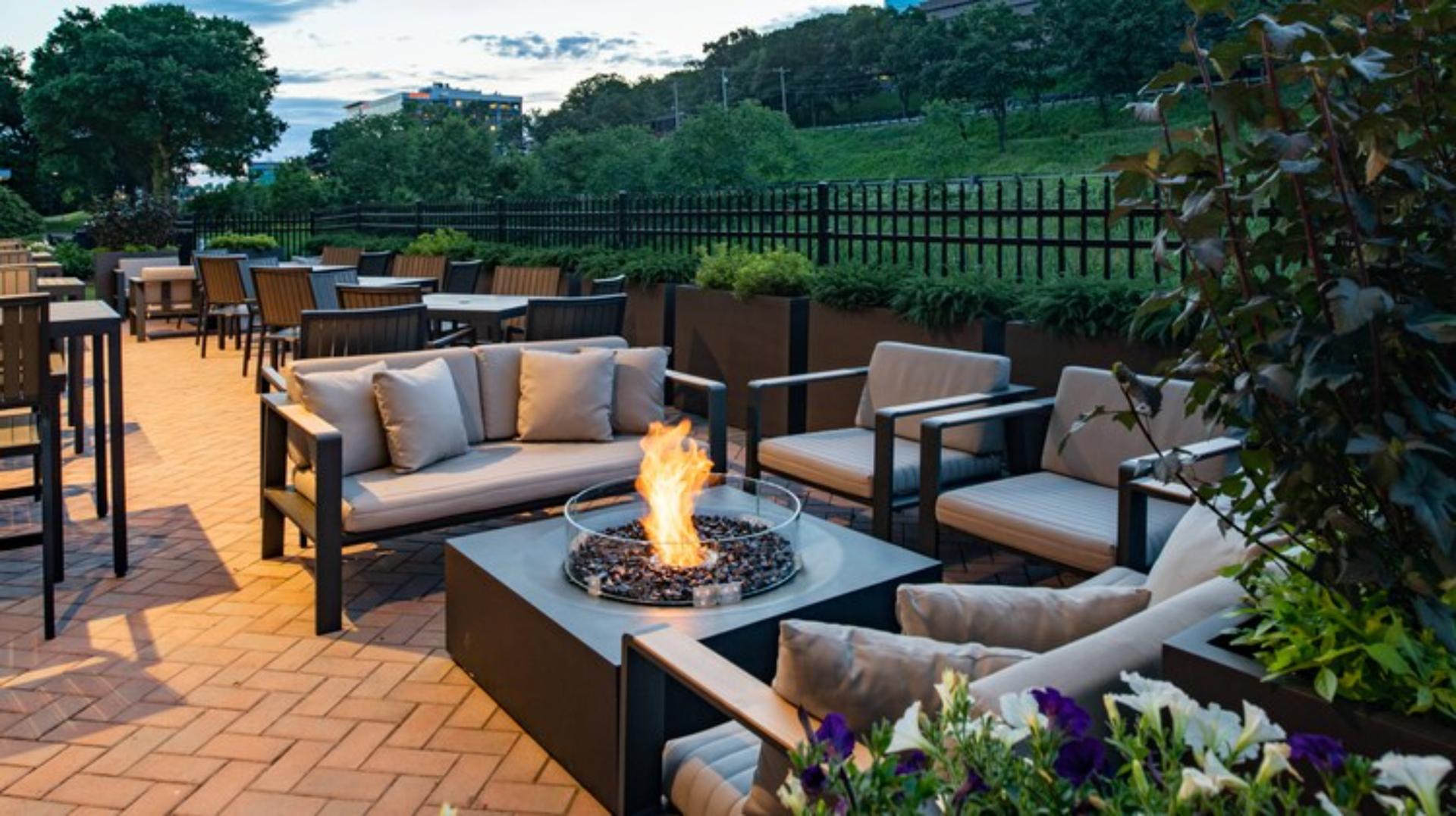 Bar Patio	