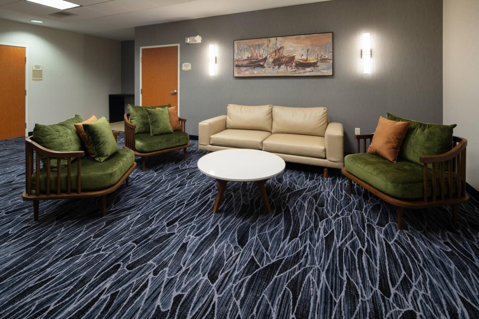 Manette Room	