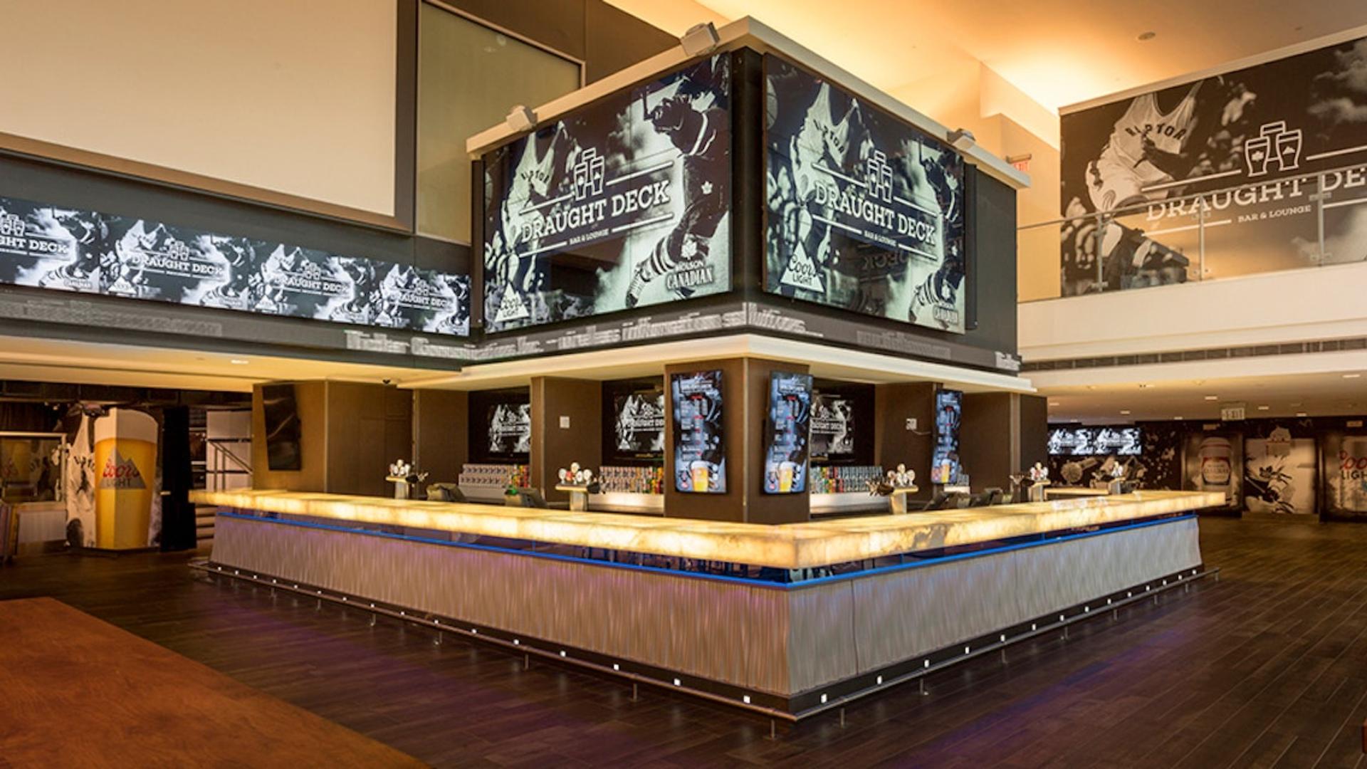 Molson Draught Deck