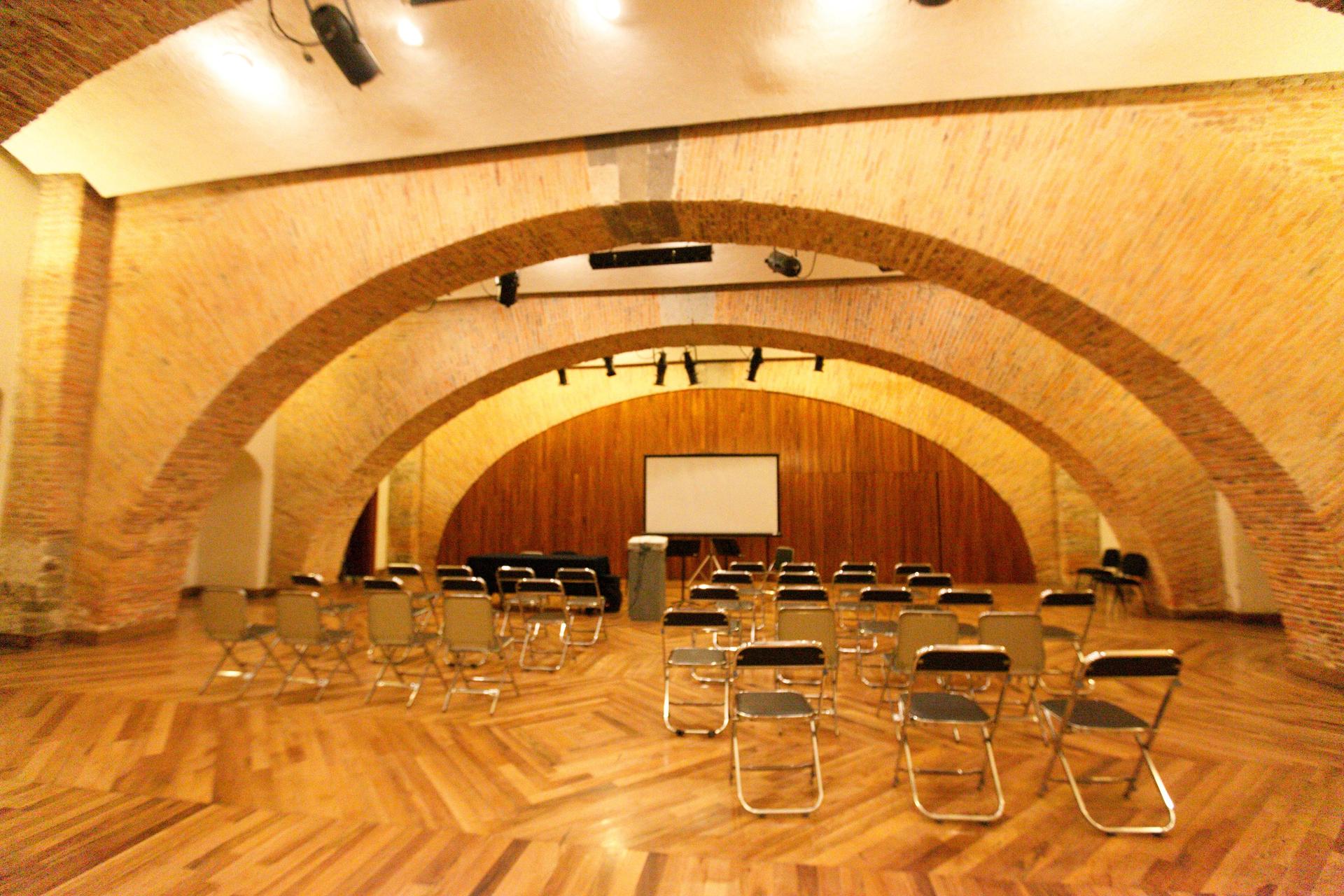 Chamber Room