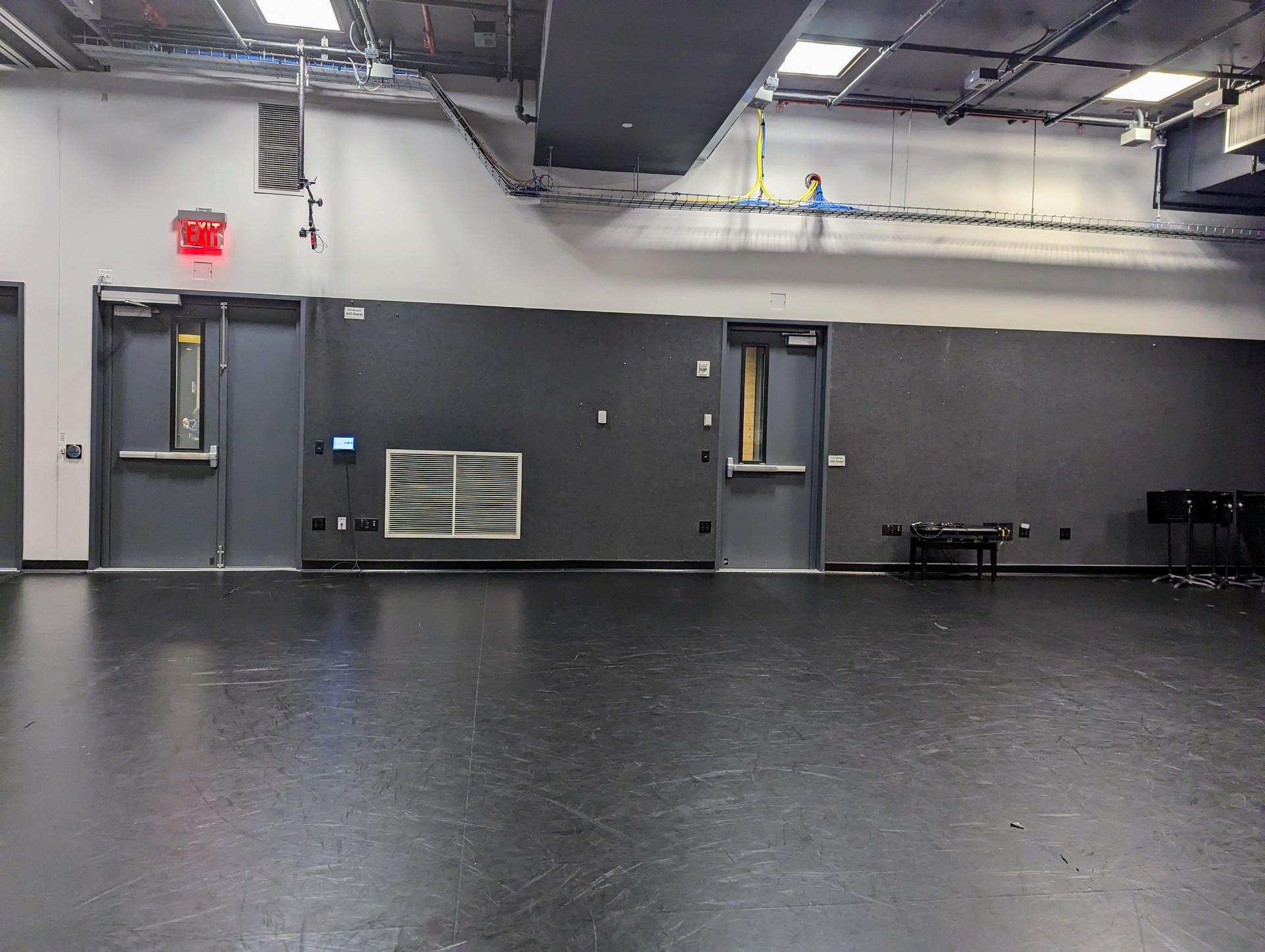 Studio C/D