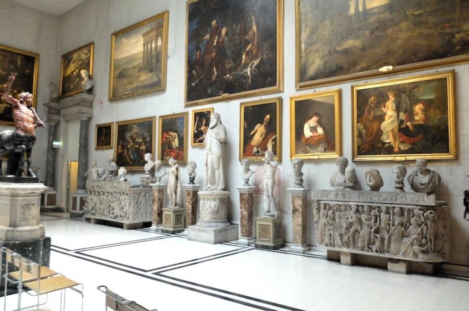 Aldobrandini Salon