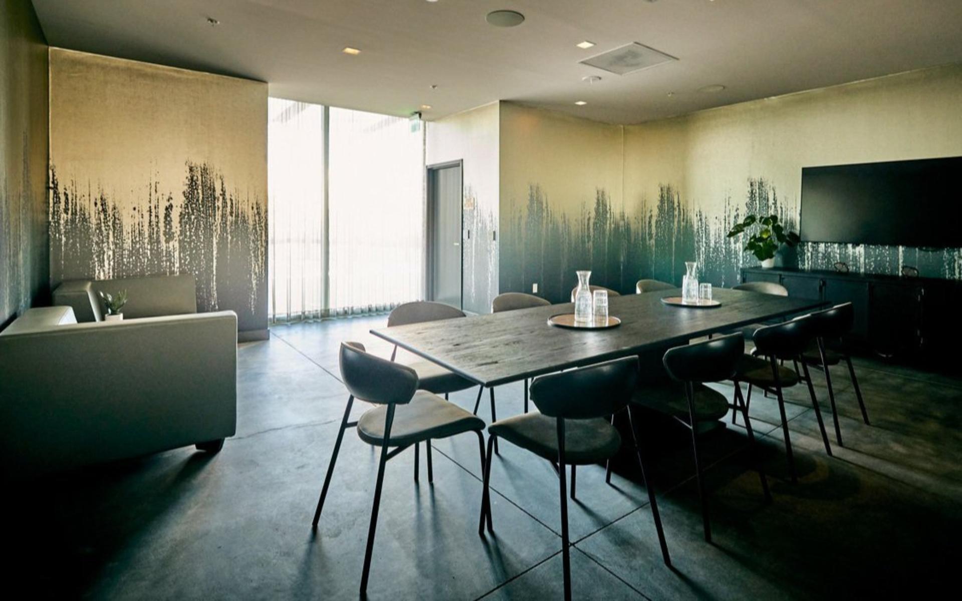 Private Meeting Rooms