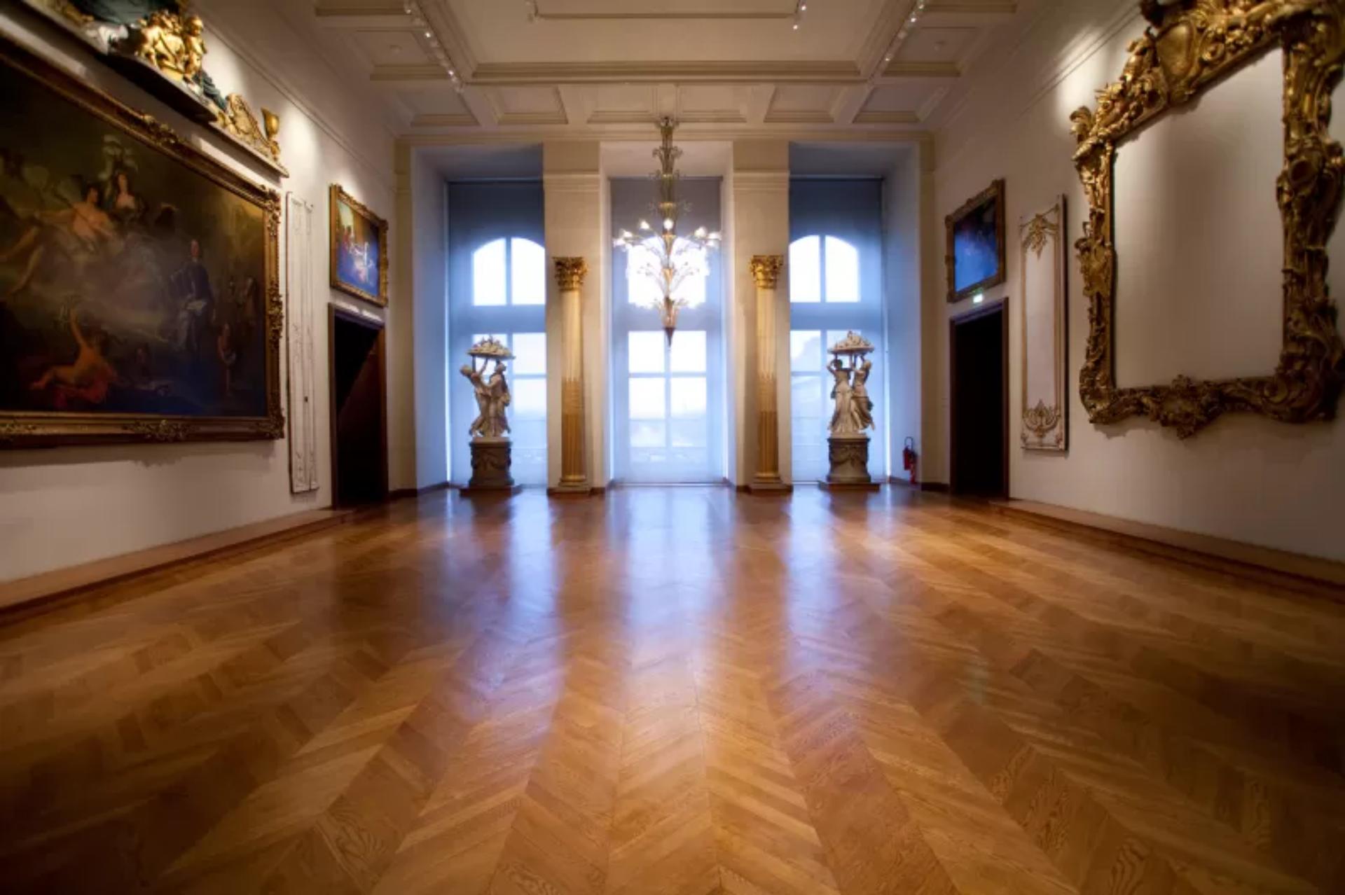 Salon des Boiseries + Salon 1900